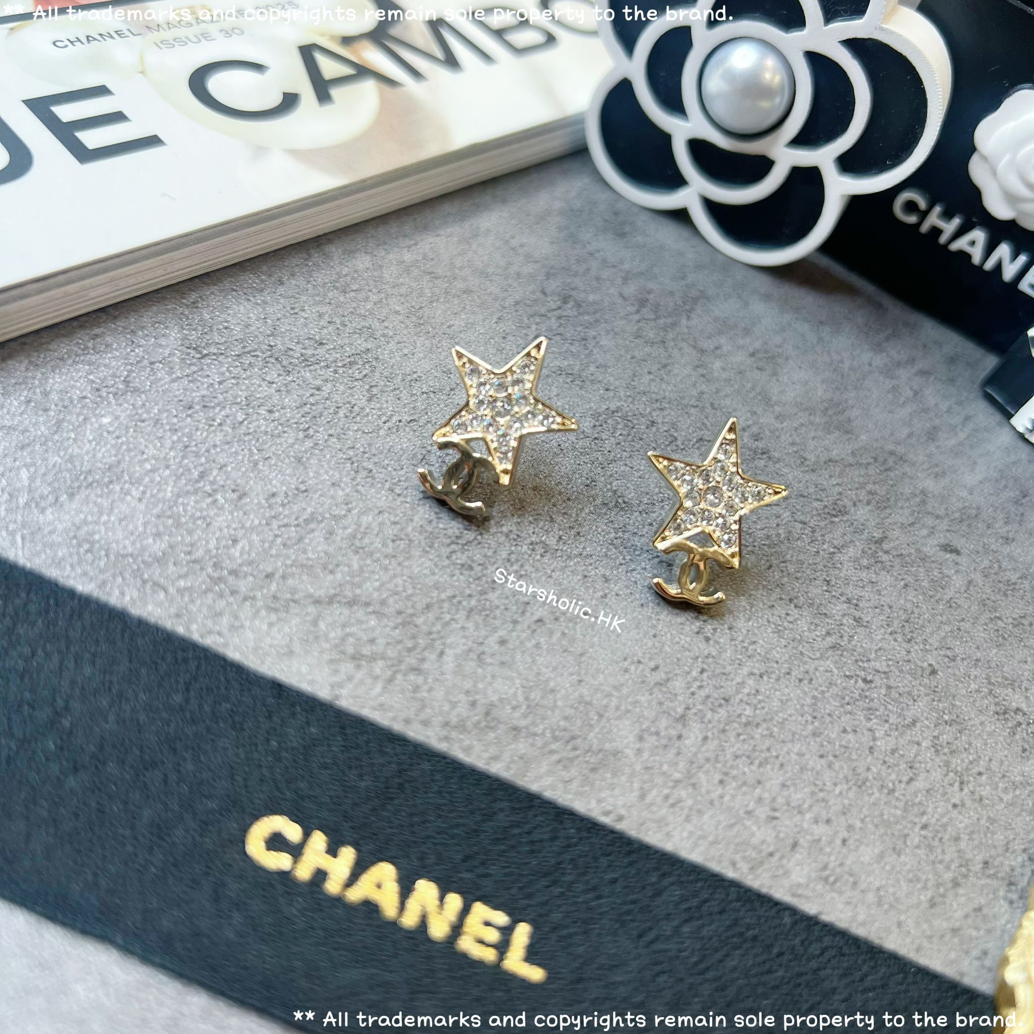 CHANEL 星星 CC Logo Earrings