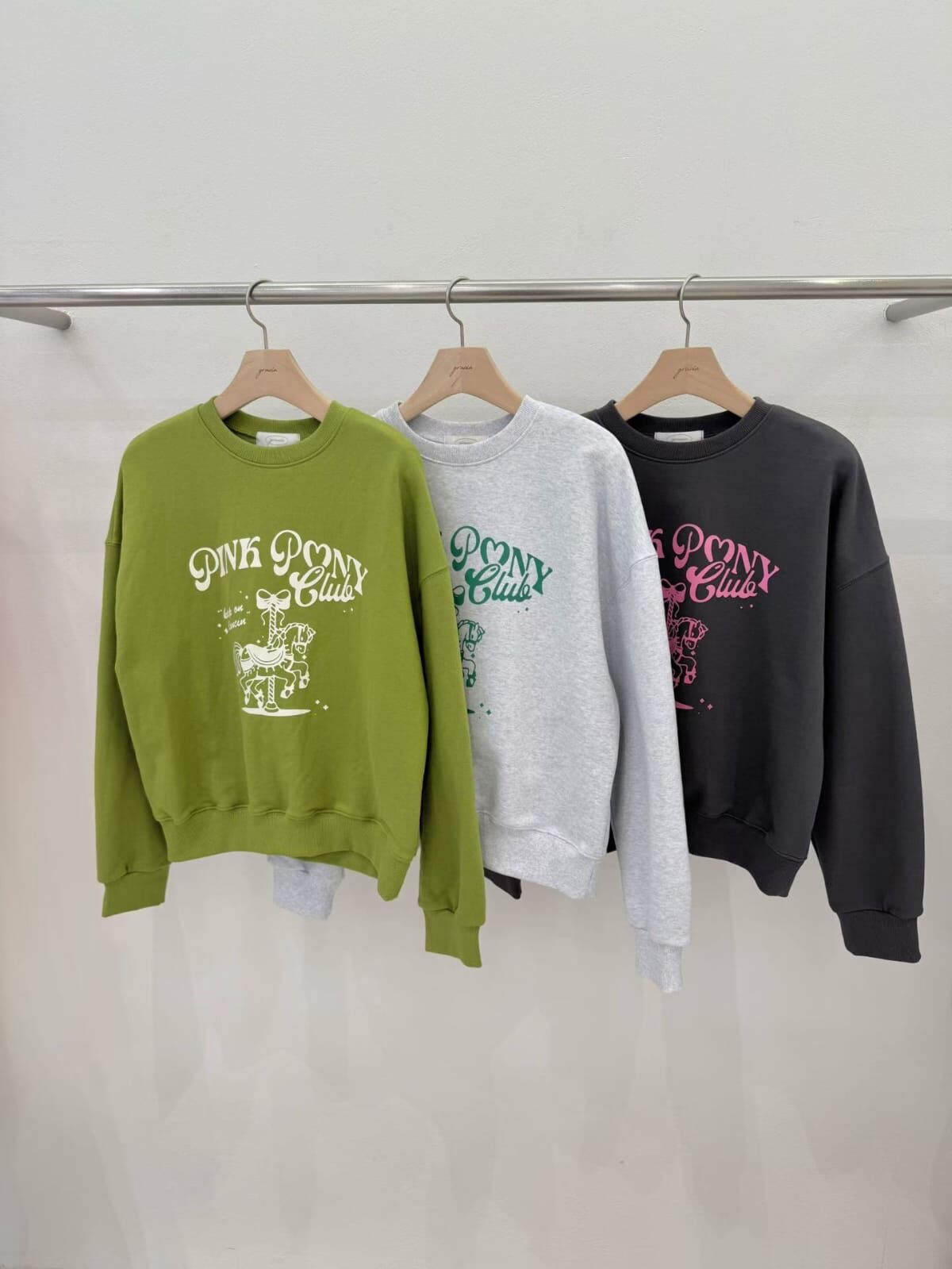 GC5509 木馬圖案短衛衣 *特價* (優惠碼同充值購物金不適用)