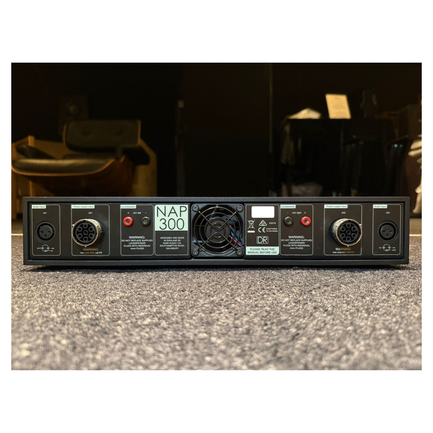 Naim NAP 300 功率放大器 + NAP 300PS 後級電源供應 (二手)