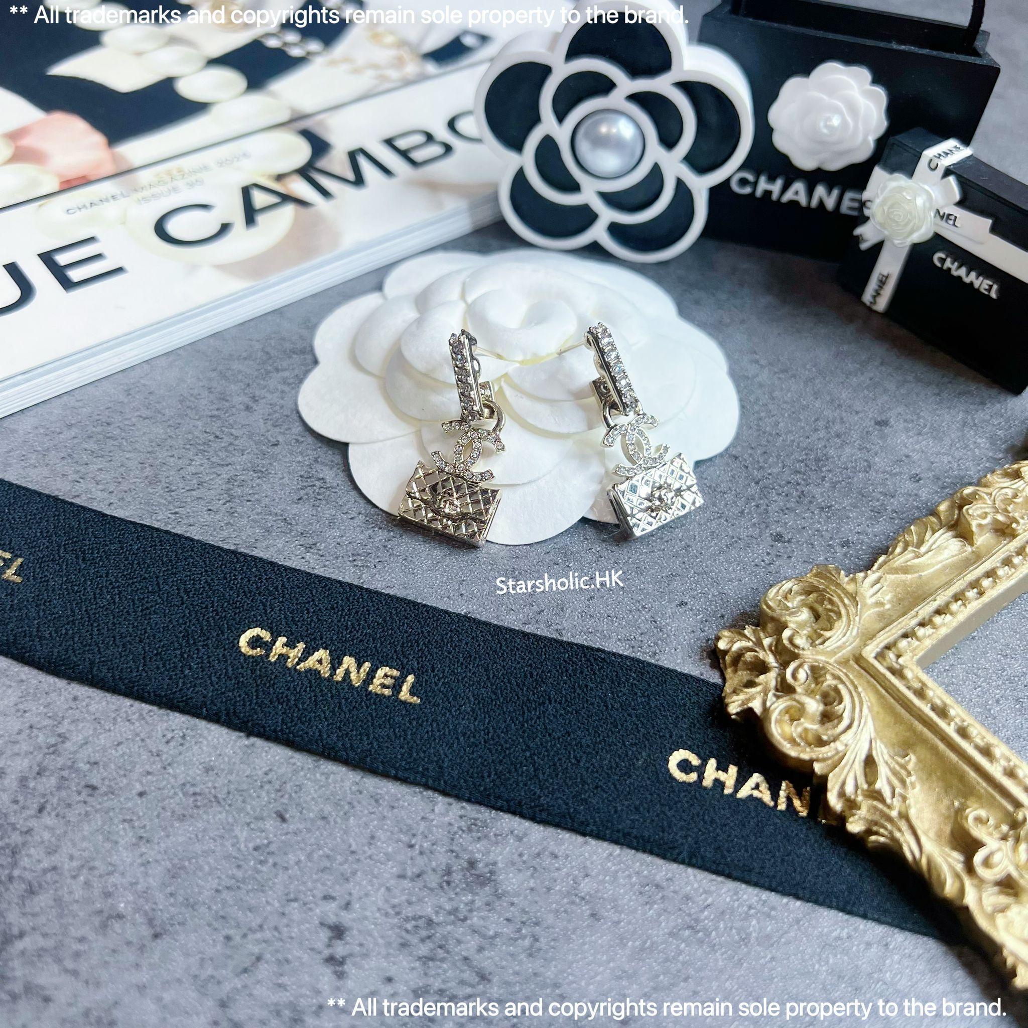 CHANEL 垂吊手袋 CC Logo Earrings