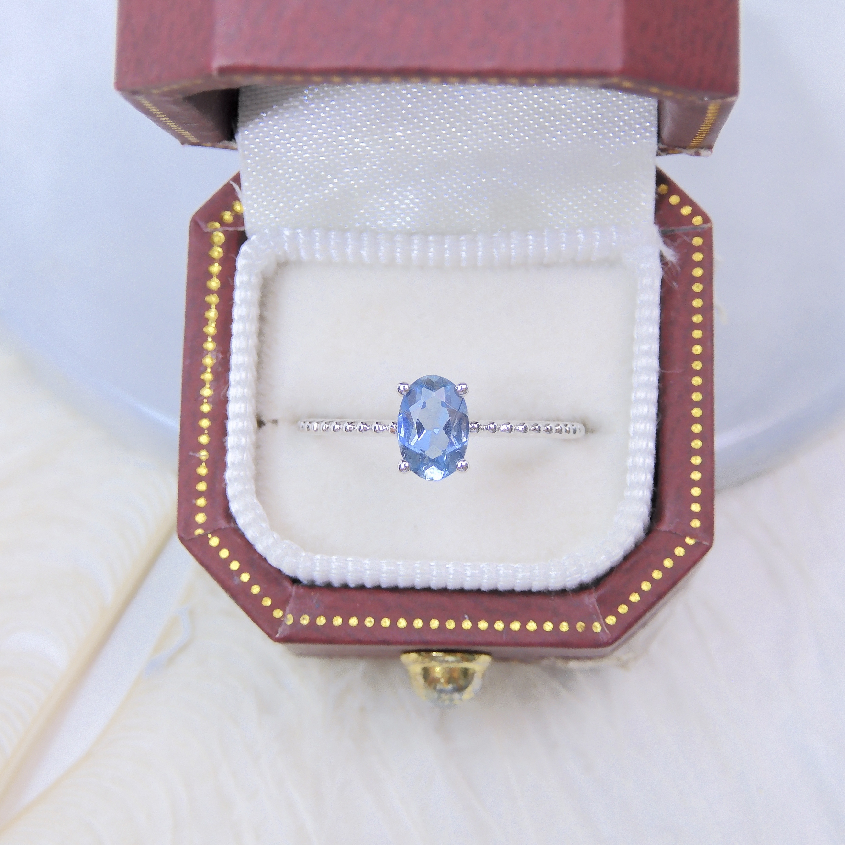 Bespoke 18K Gold 0.4ct Aquamarine Ring