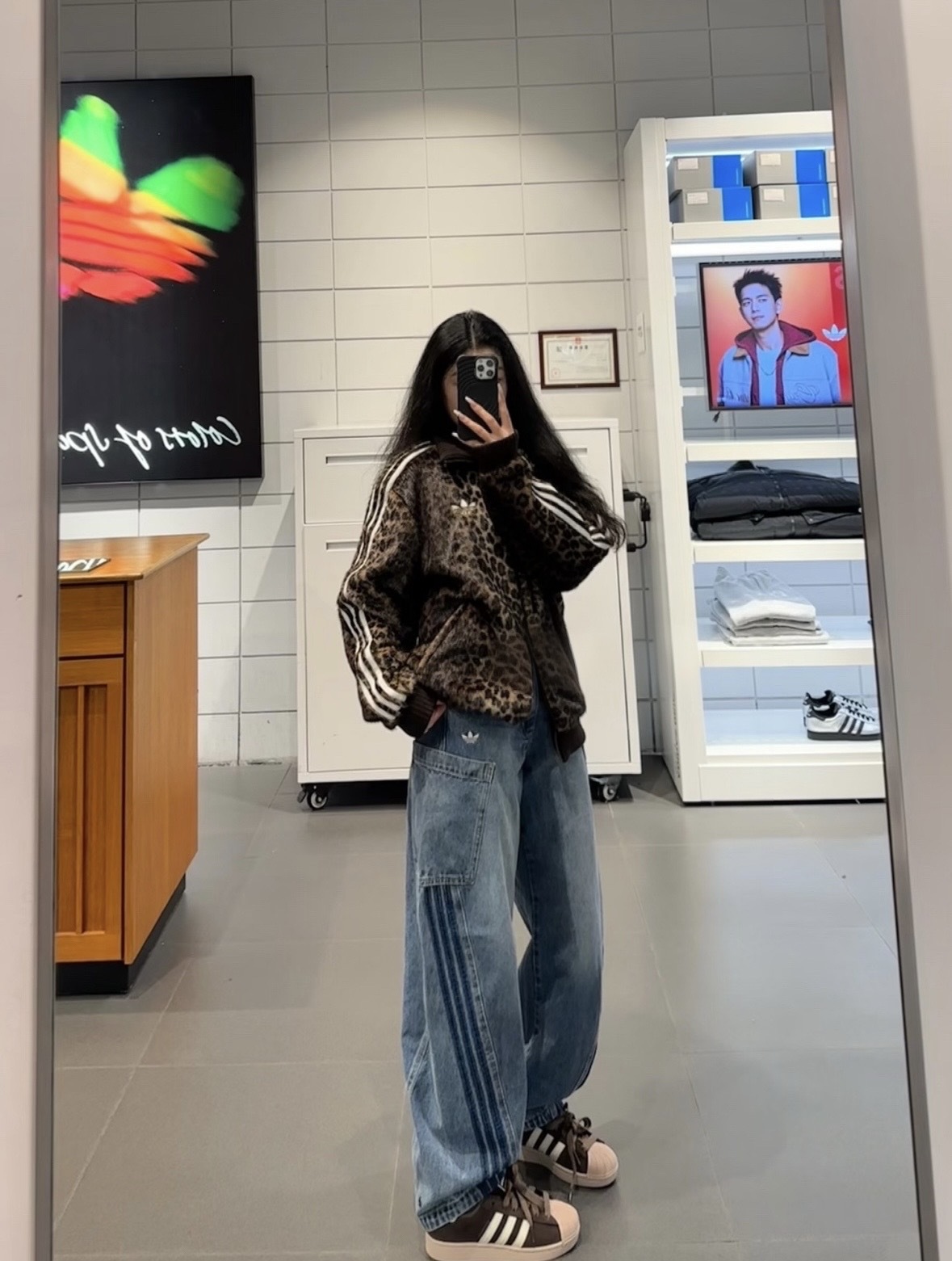 【預購】Adidas Denim Joggers 水洗感 三線 大口袋 牛仔褲 KR2628