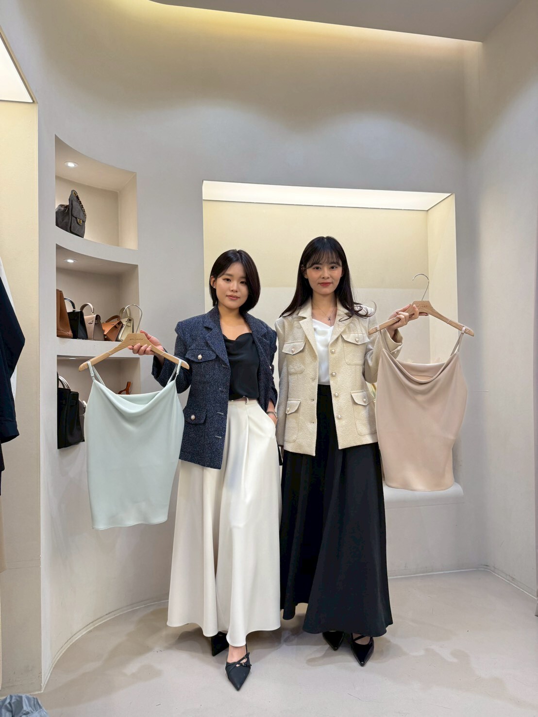 MA5524 絲質垂墜背心 *特價* (優惠碼同充值購物金不適用)