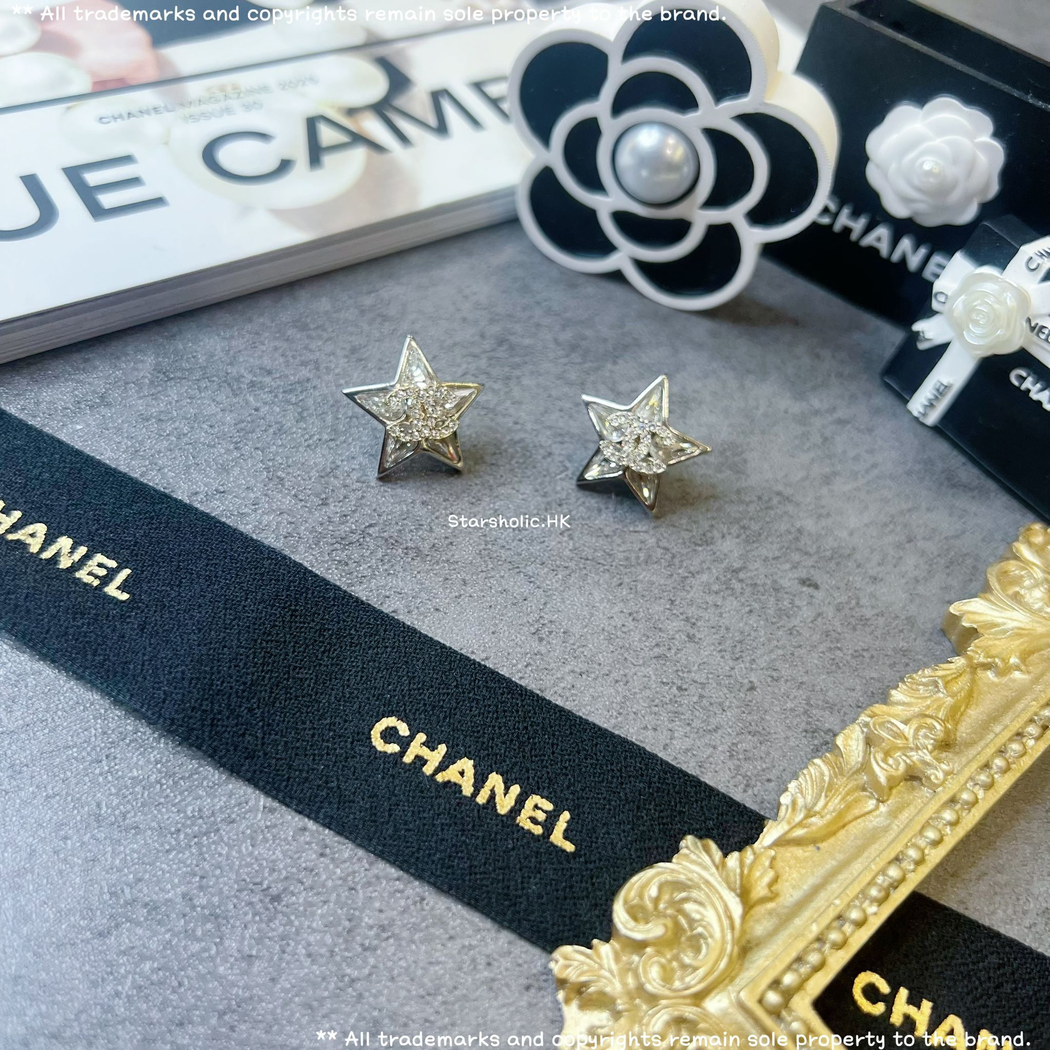 CHANEL 星星 CC Logo Earrings