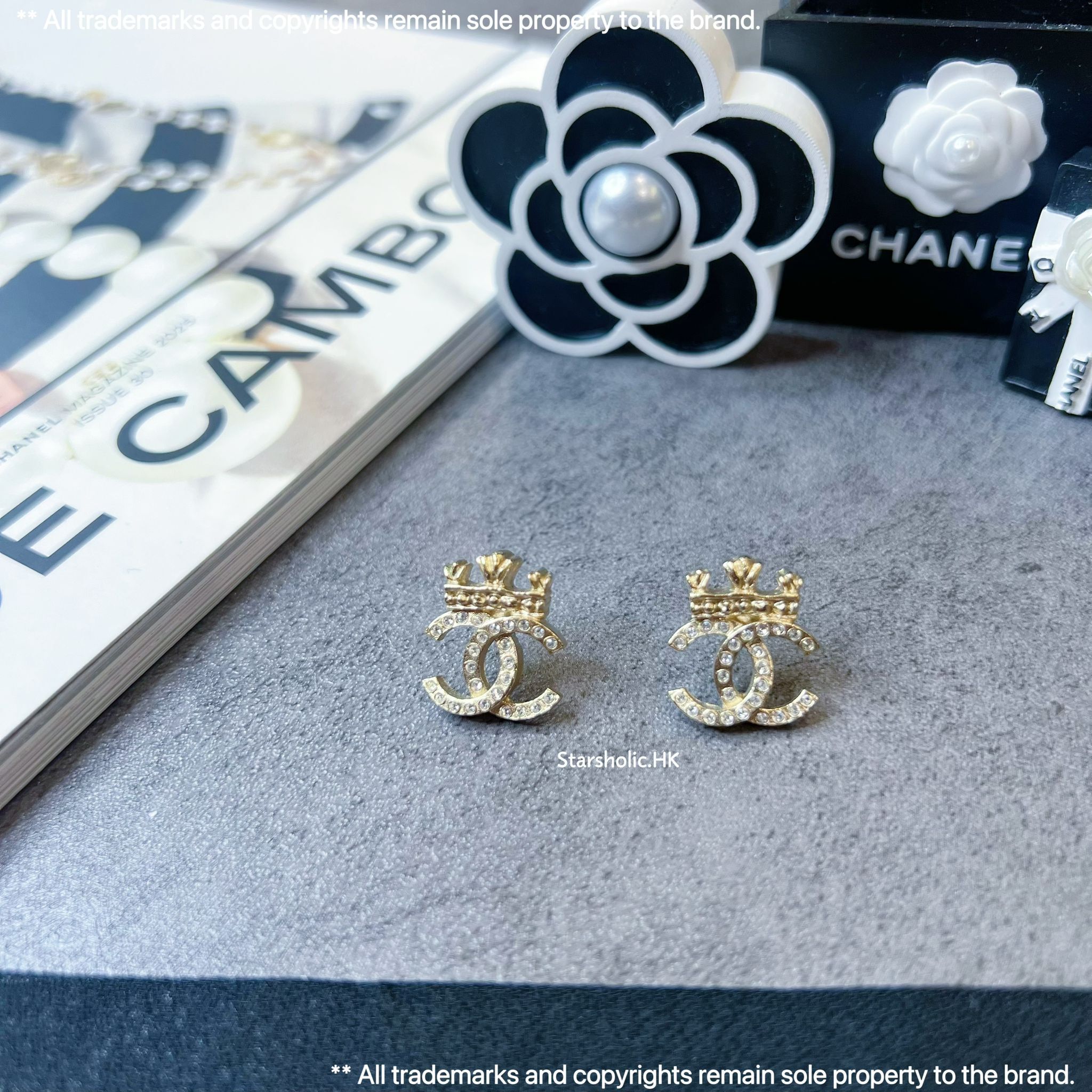CHANEL 皇冠 CC Logo Earrings