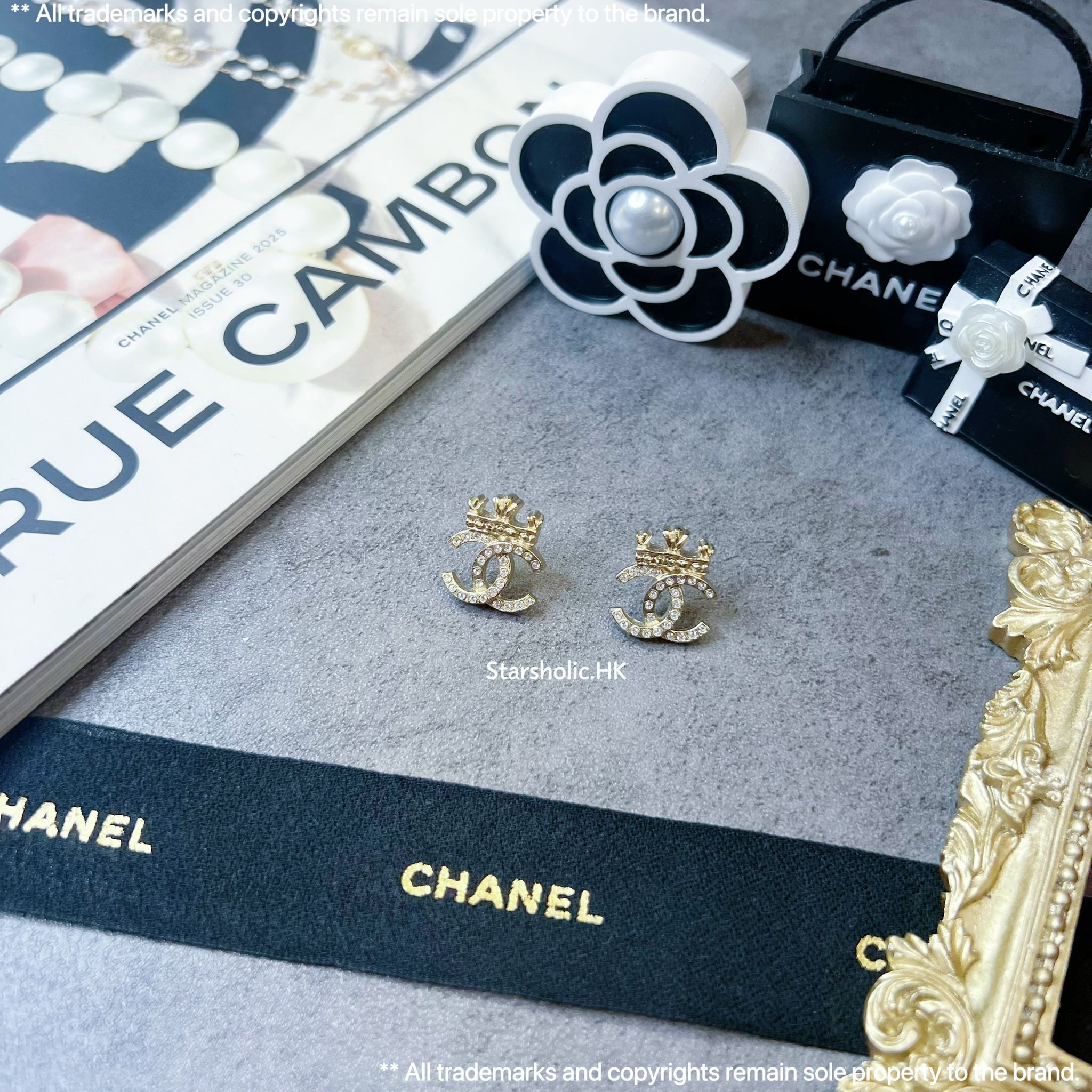 CHANEL 皇冠 CC Logo Earrings