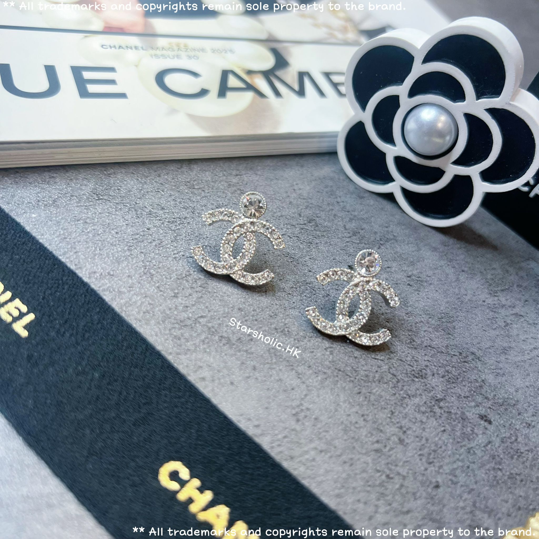 「SOLD」 CHANEL 閃石  CC Logo Earrings