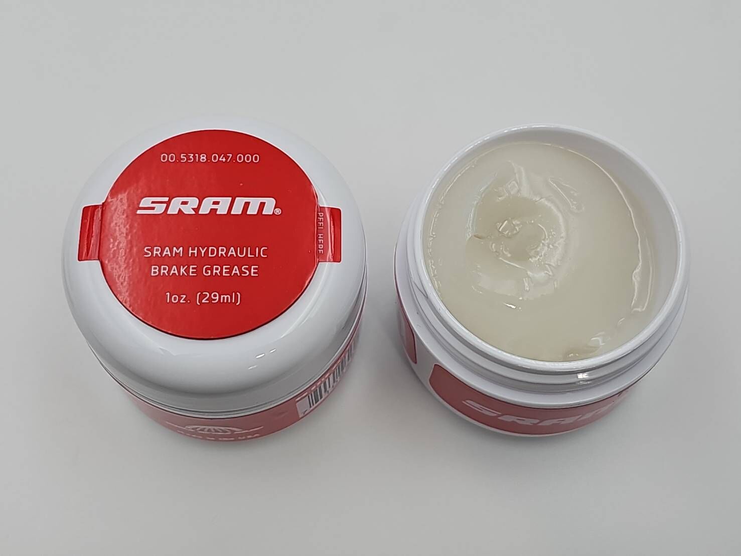 SRAM 油壓煞車潤滑脂 00.5318.047.000 容量:1oz (29ml) 用於煞車桿和卡鉗組件內部部件的潤滑油 適用:礦物油和DOT煞車油系統 部件潤滑油