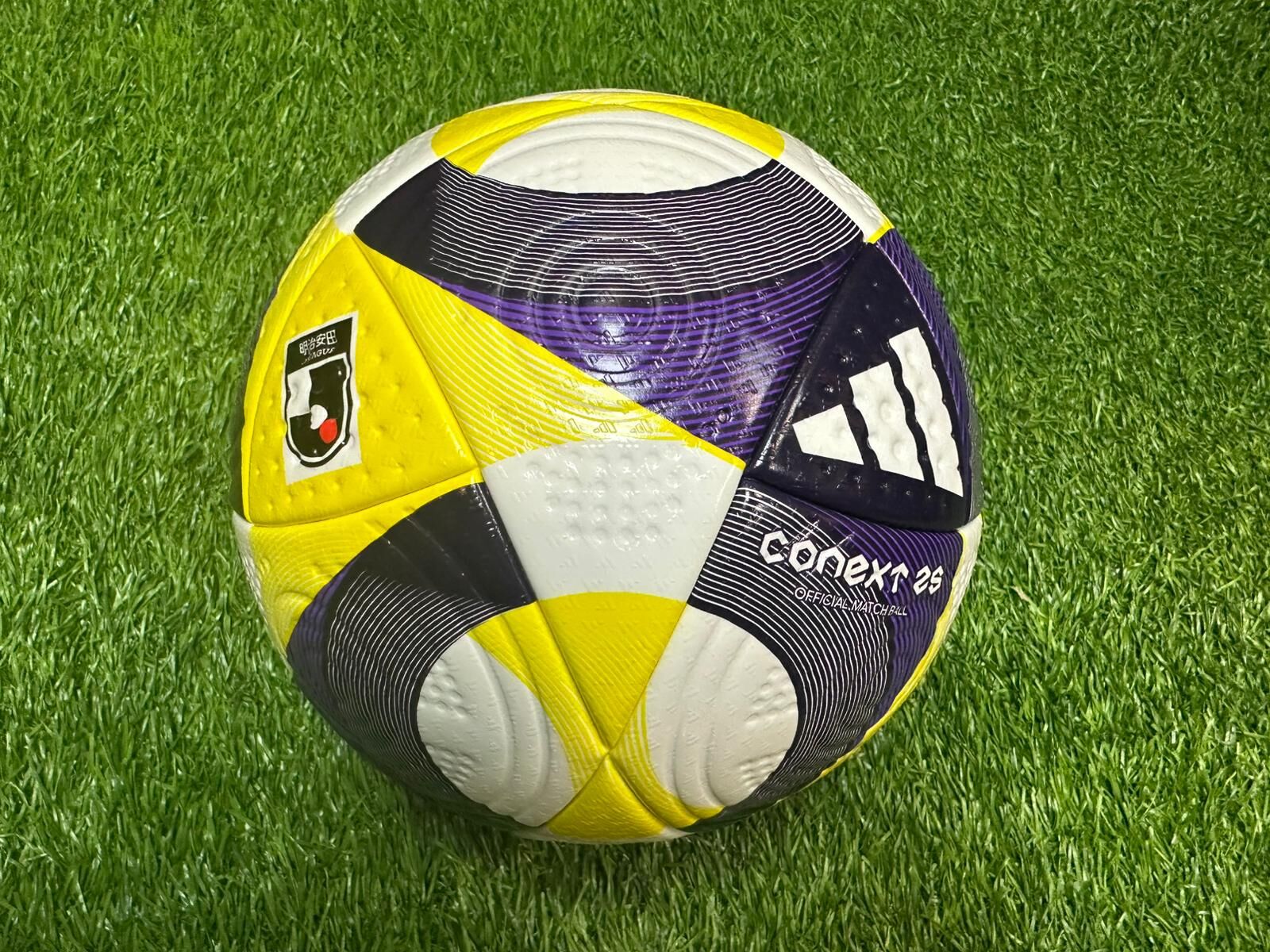 2025 日本職業聯賽比賽用足球 (CONEXT 25)
