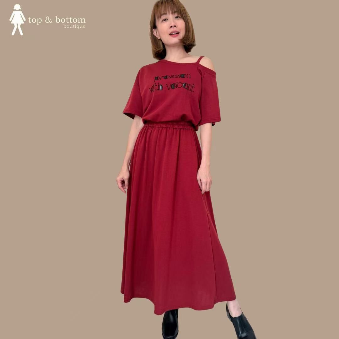 OFF SHOULDER TEE & LONG FLARE SKIRT SET SUIT