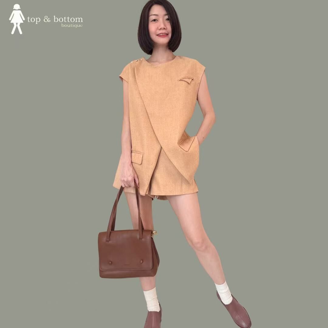 SOLID OVERLAPPED FRONT LONG VEST