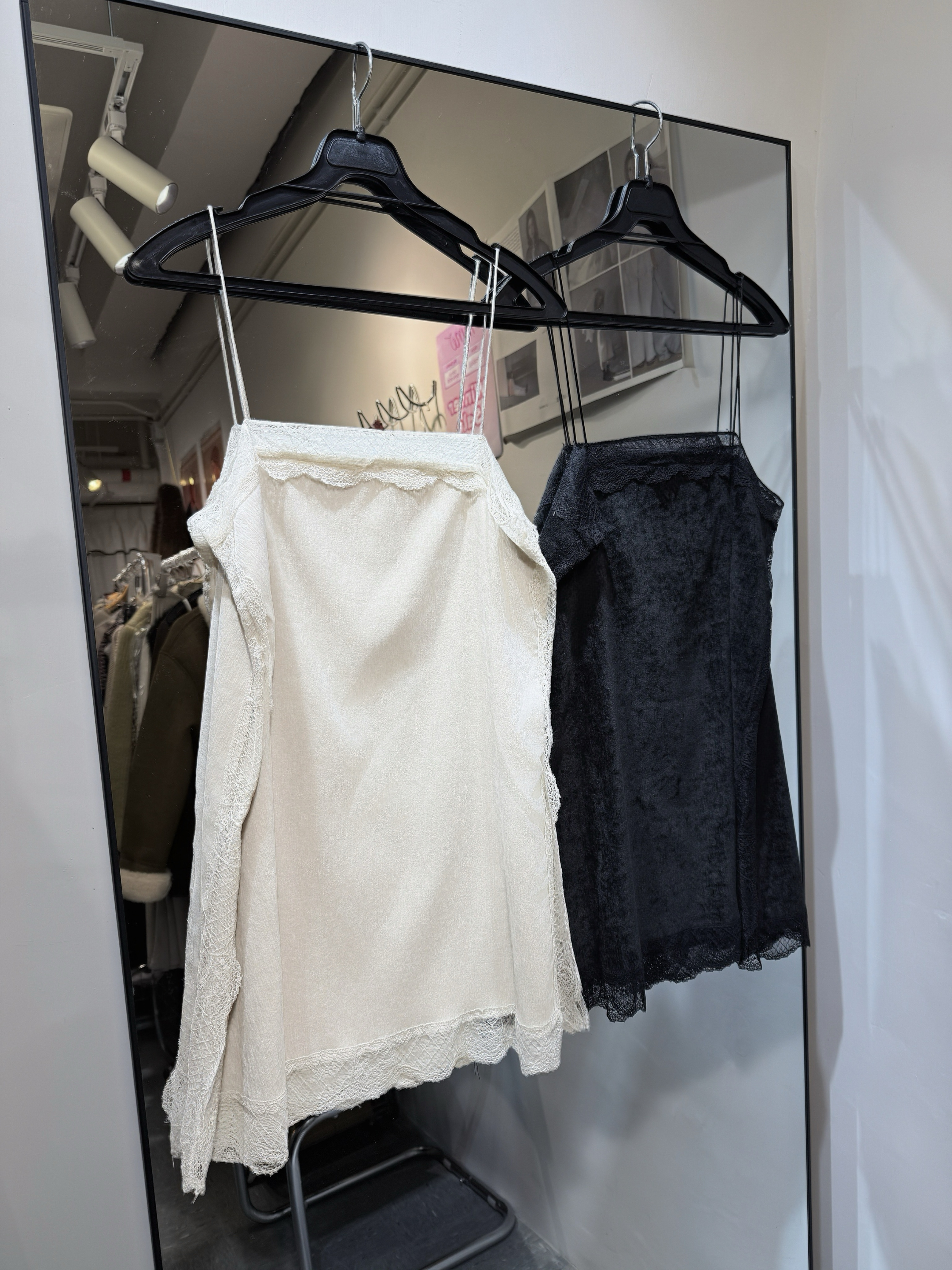 絲絨蕾絲吊帶OPS