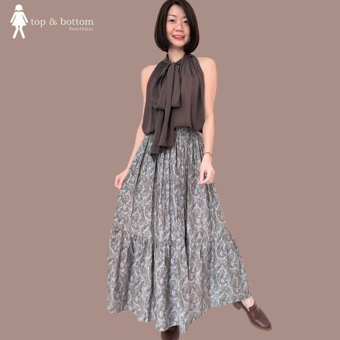 SLEEVELESS CHIFFON RIBBON NECK FLARE BLOUSE