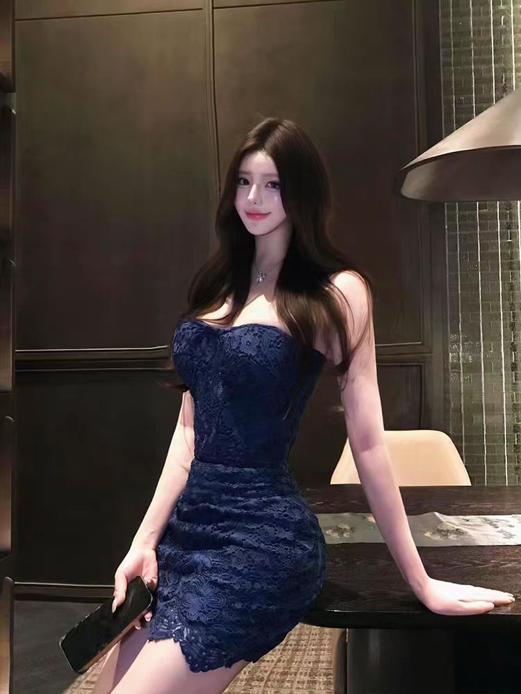 挺版蕾絲 平口小洋裝