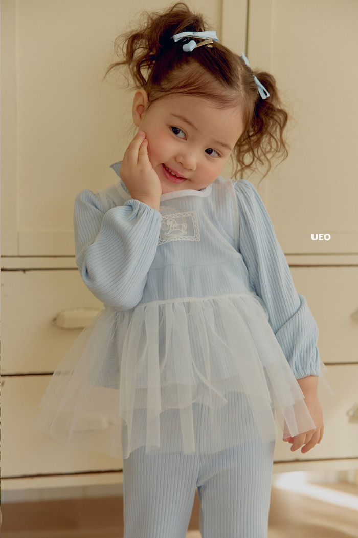 正韓春ueo 童趣搖搖馬罩衫