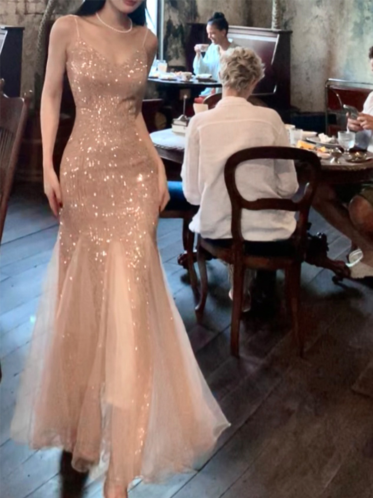 粉色妖姬 網紗魚尾亮片禮服