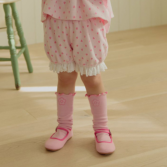 正韓春ueo 兩色愛心花邊褲