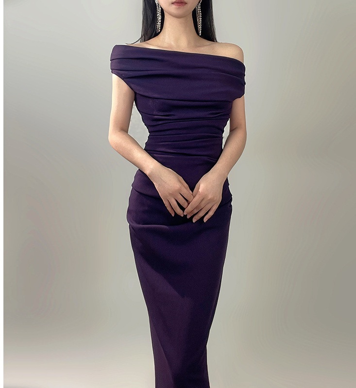 神秘深紫 修身露肩長洋裝