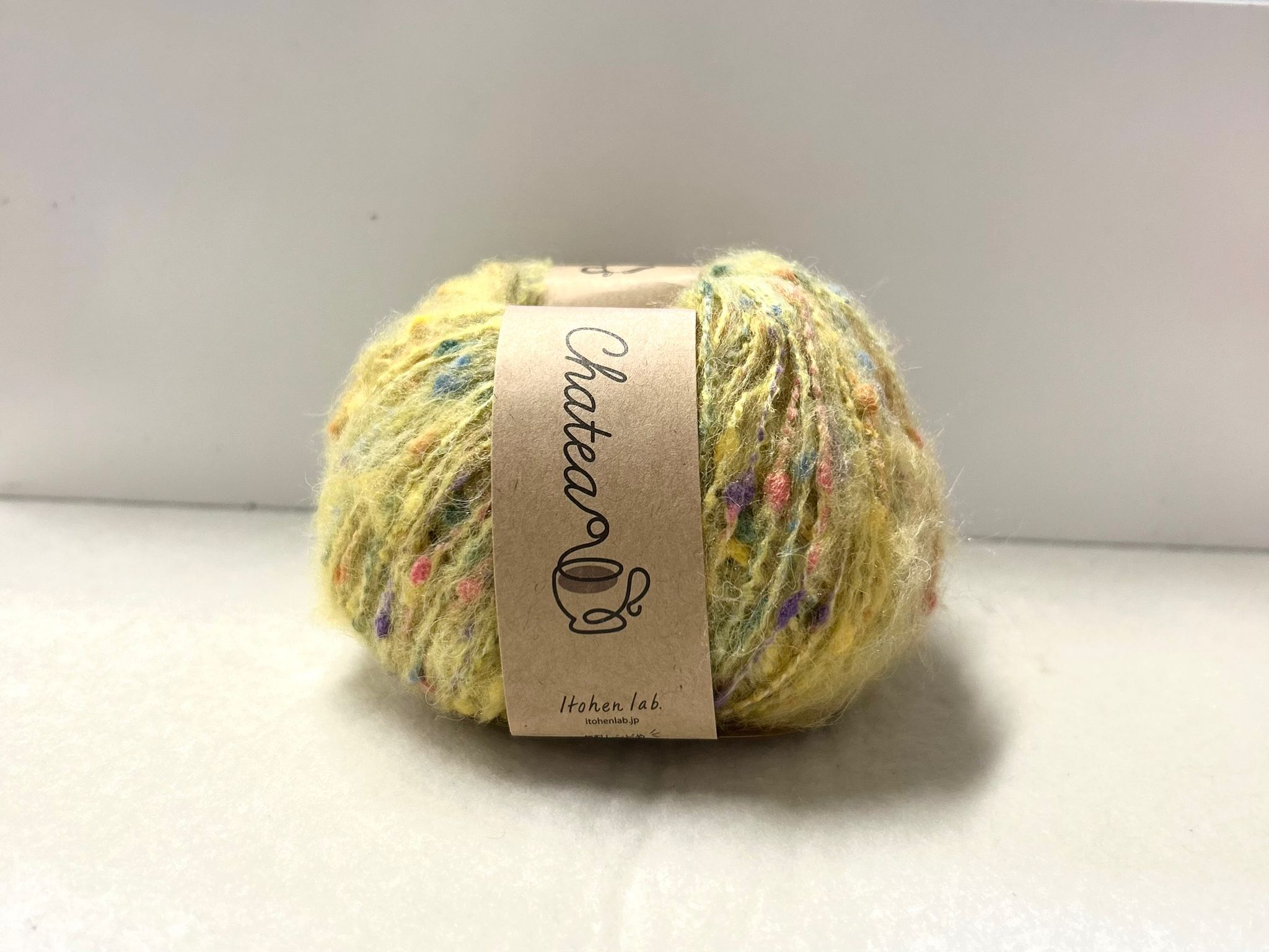 ! New！Knitworm 彩 點 毛 球 線
