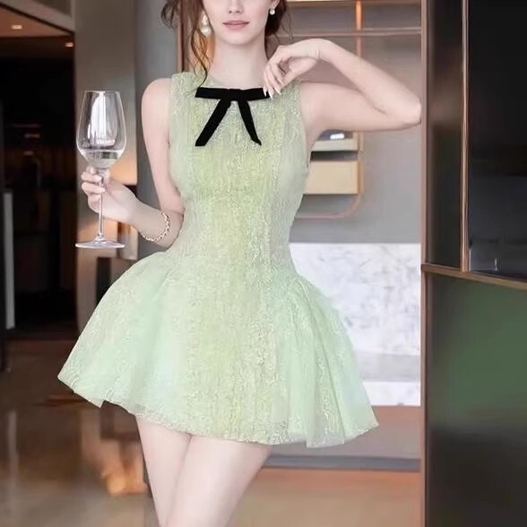 水藍色減齡小洋裝