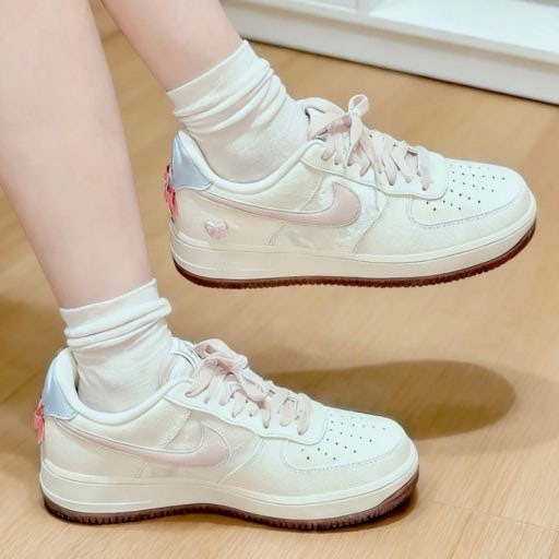 【Luxury】現貨 NIKE AIR FORCE 1 LOW 情人節限定 奶油櫻花粉 寶寶藍 愛心 蝴蝶結 天鵝絨 女鞋IQ4937-161