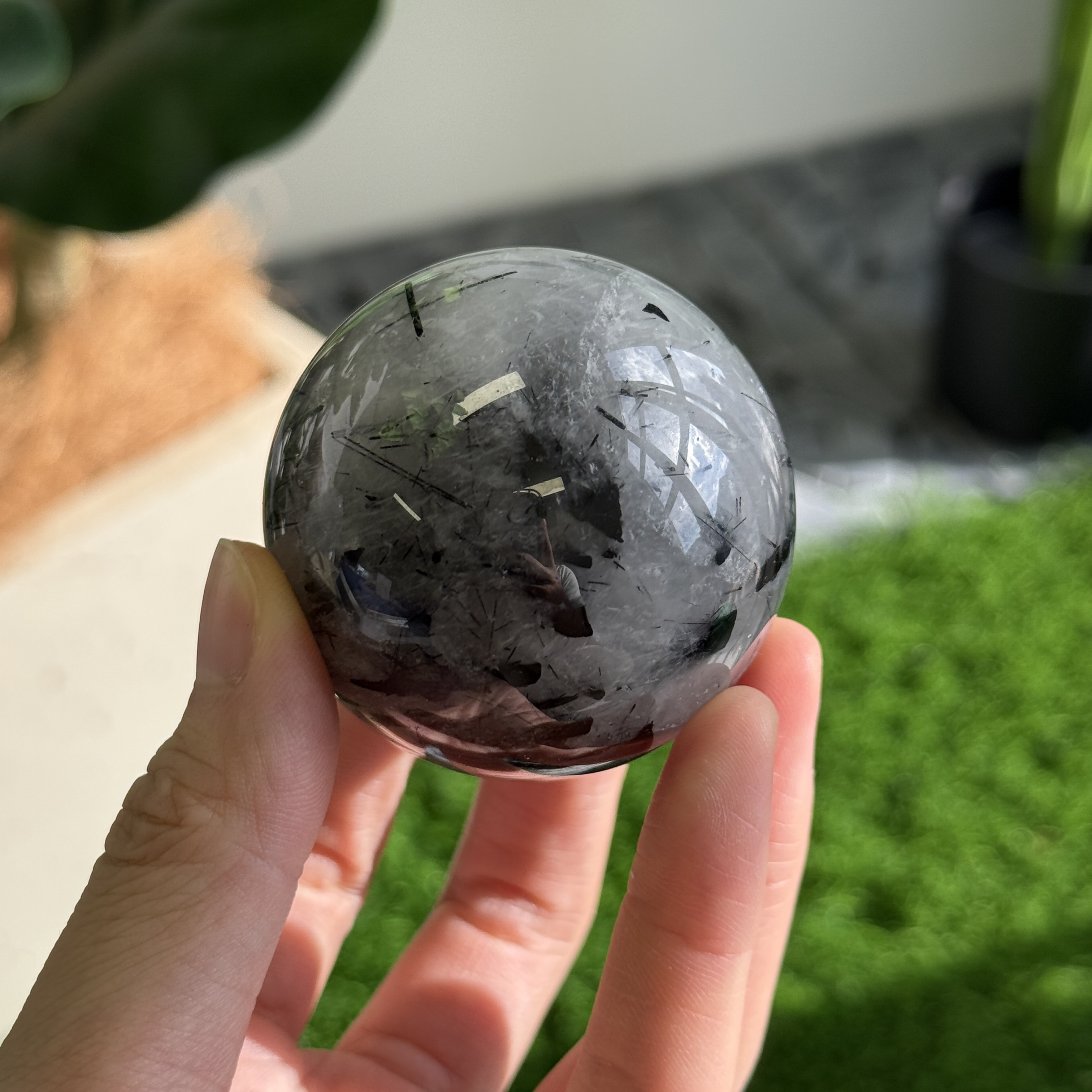 黑髮晶球 5.3cm BQ1629