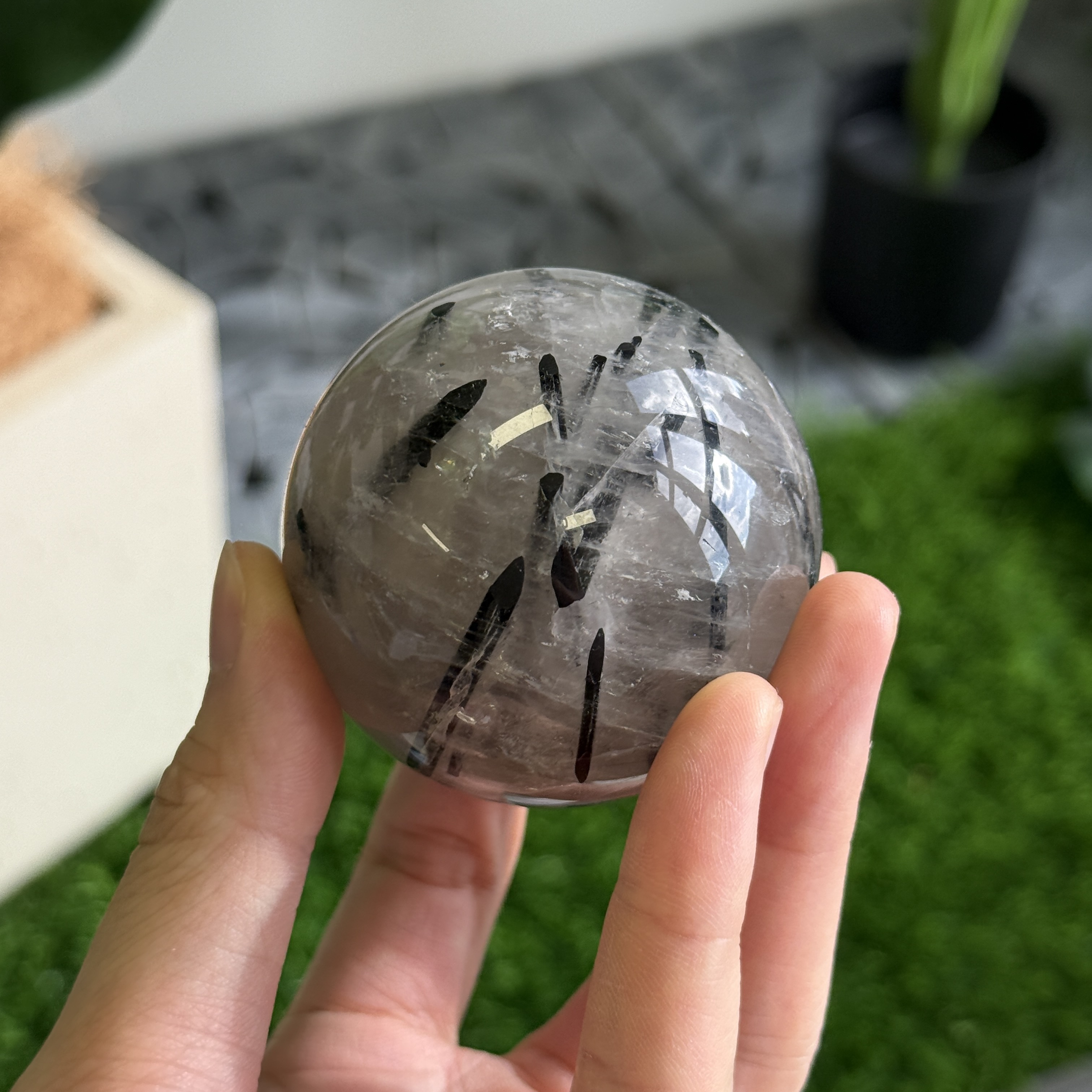 黑髮晶球 5.6cm BQ1627