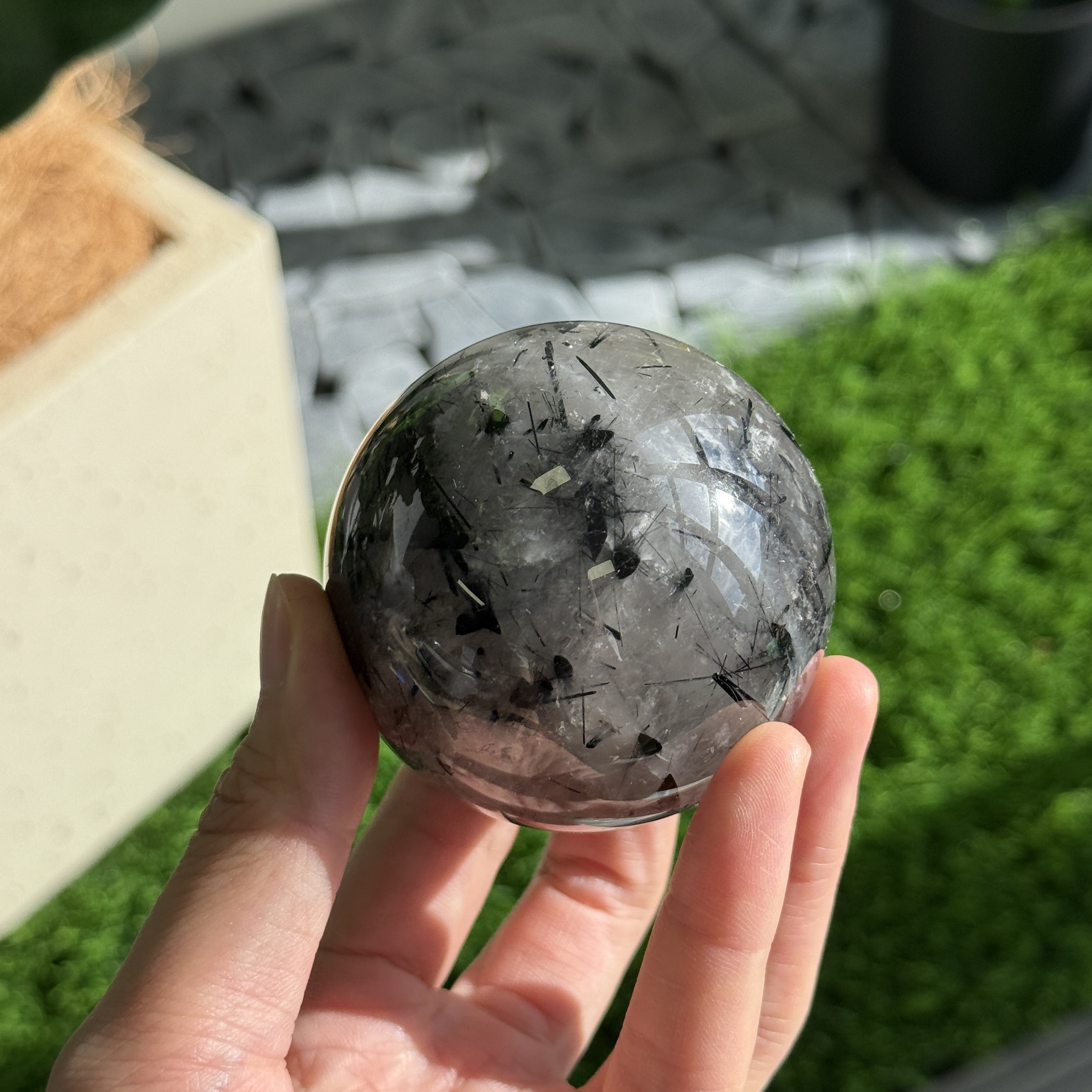 黑髮晶球 6.1cm BQ1625