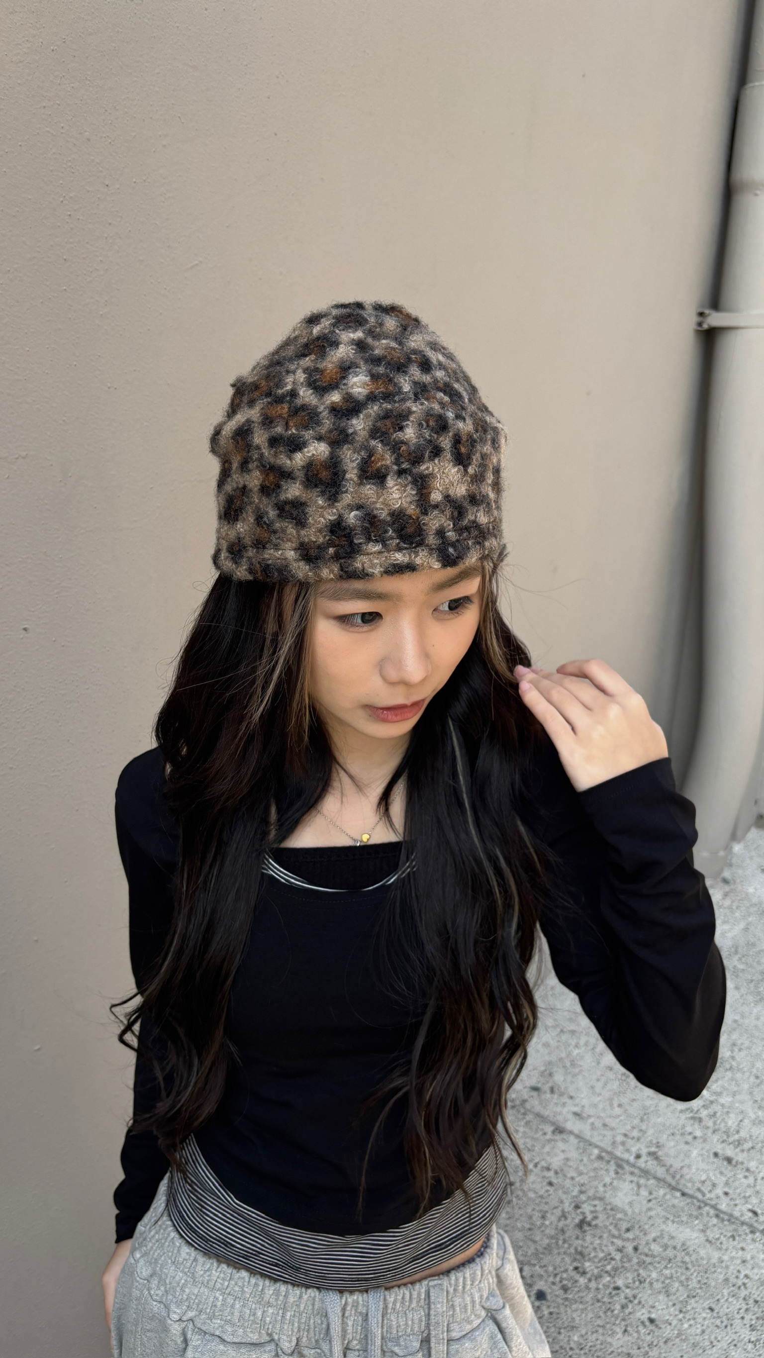 正韓 豹紋毛絨短款帽 (2colors)