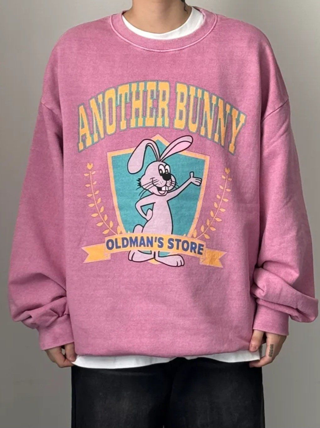 洗水英文字圖案衛衣 US-016T