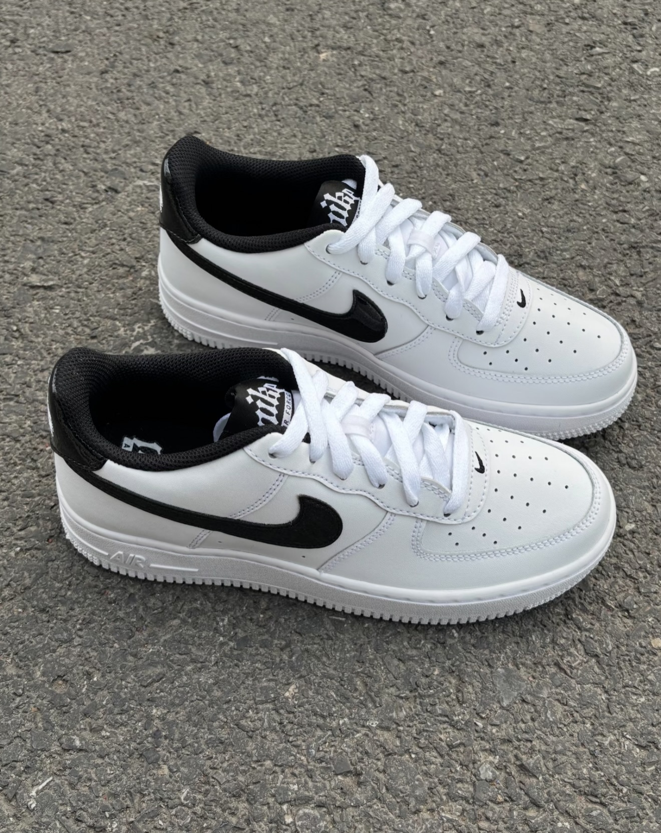 Nike Air Force 1 07 Lv8 GS 黑白漆皮閃粉⚡ IM4402-100