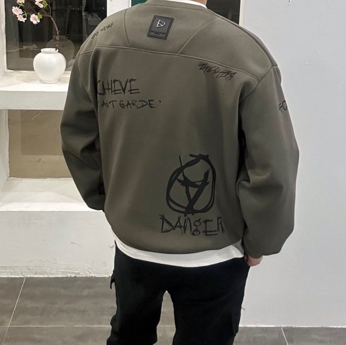 洗水英文字圖案衛衣 2nd-146T