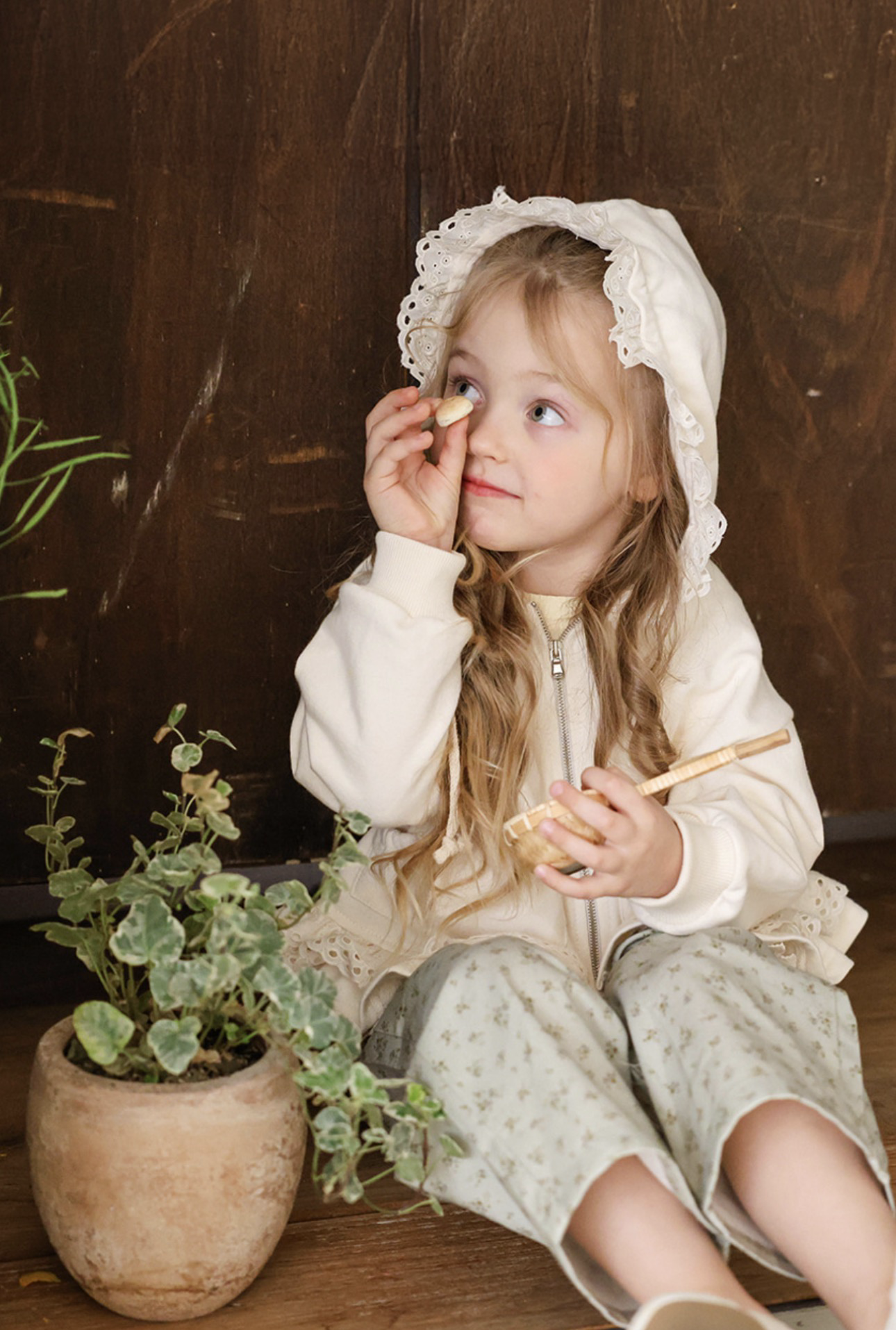 Flo Yogurt Hooded Zip-up