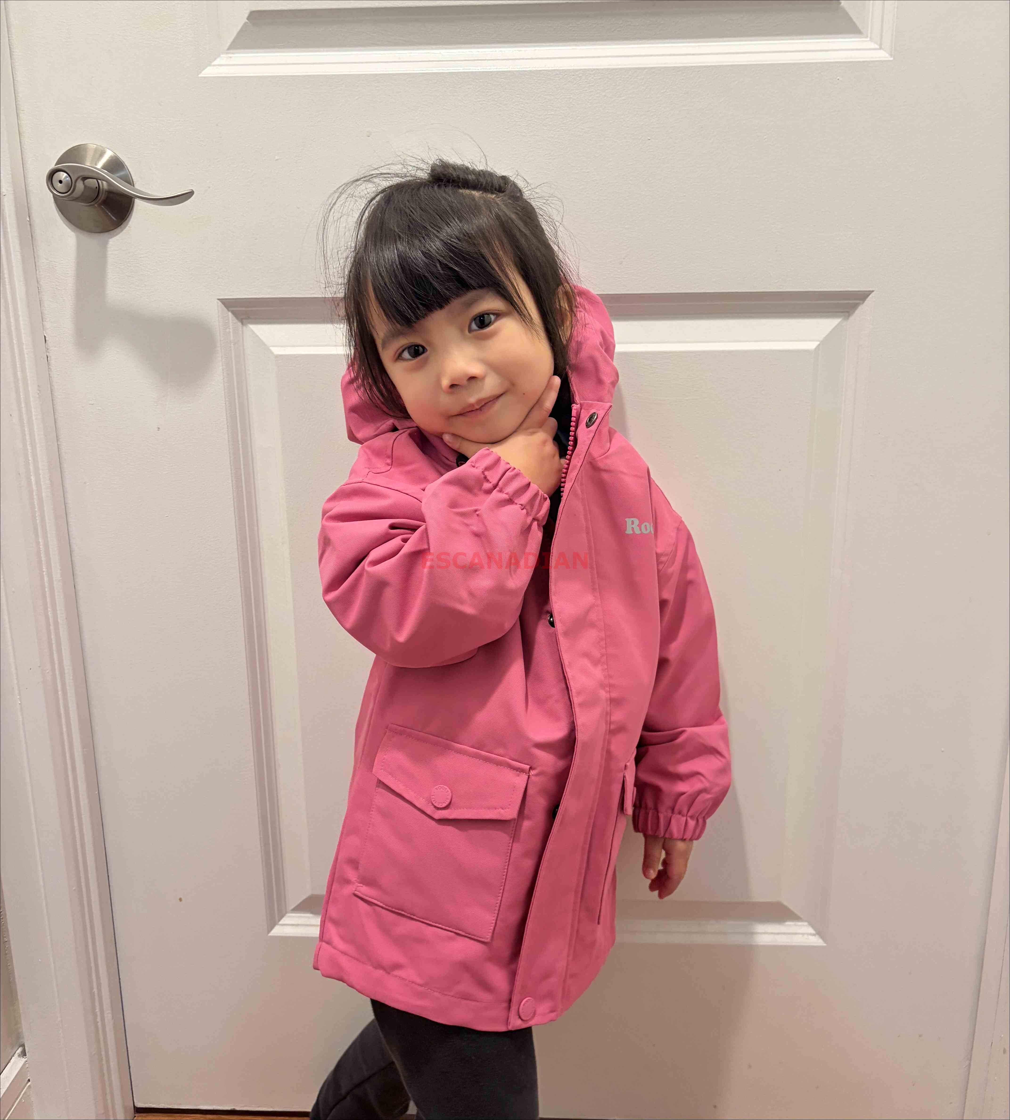 ROOTS 小童 舒服軟殼 防風 防水 反光 連帽 風衣外套 (4色)