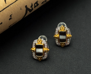 0205XZ15-西藏天珠-銀鑲十字金剛杵耳釘（A15）