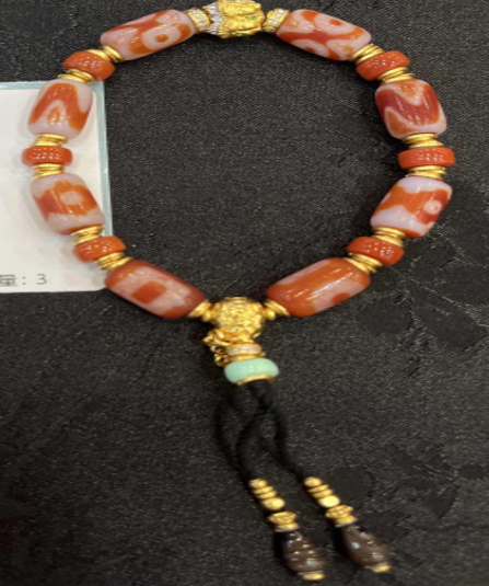 0205XZ17-西藏天珠-紅肉多寶手串（A17）