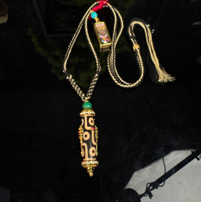 0205XZ90-西藏天珠-金剛杵九眼紮基唐卡項鏈（A90）