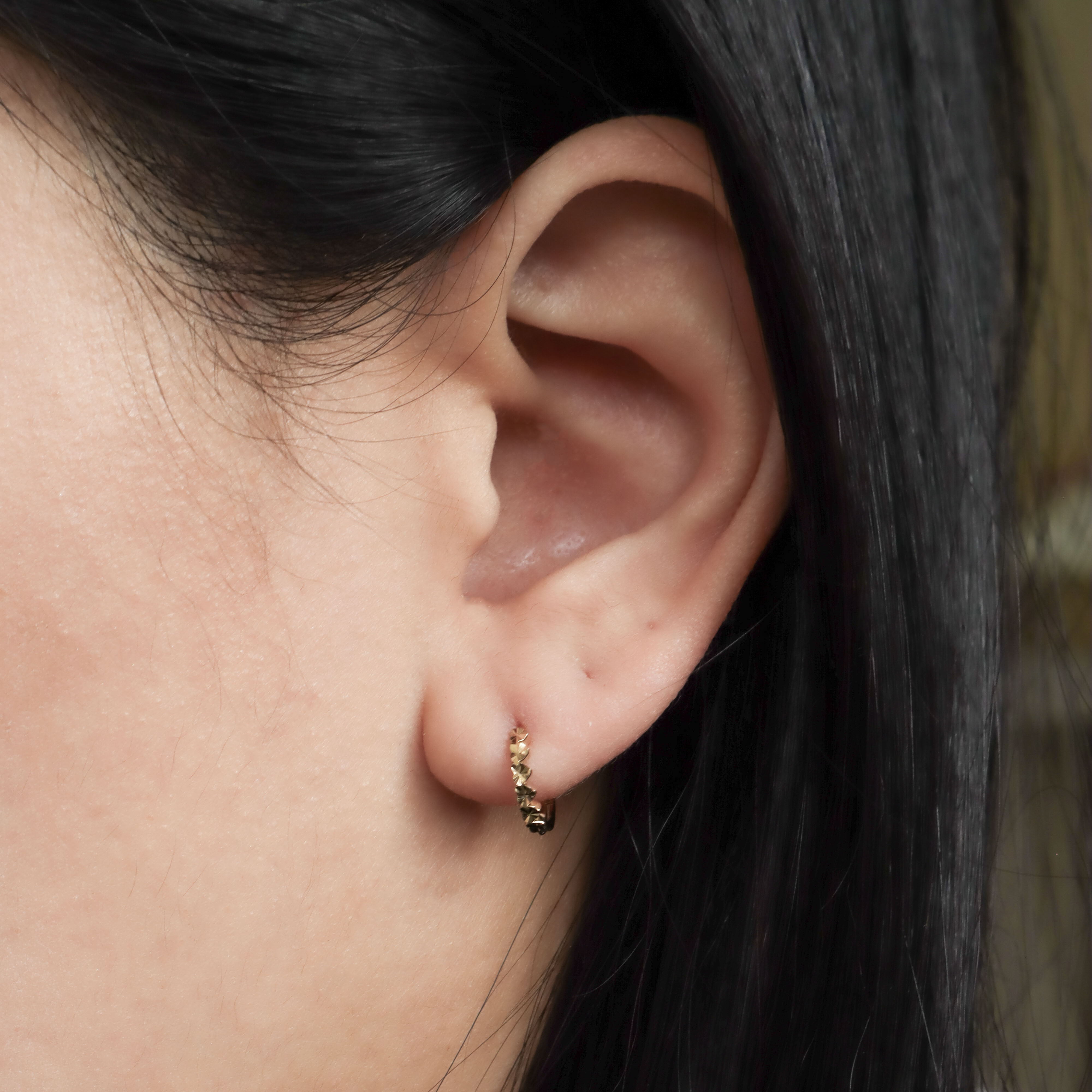 10K/小愛心串放射圈式耳環