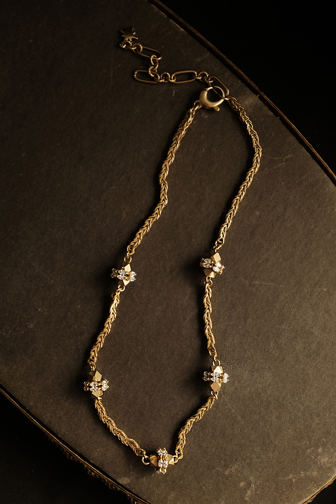 舊河序曲項鍊(多墜款)