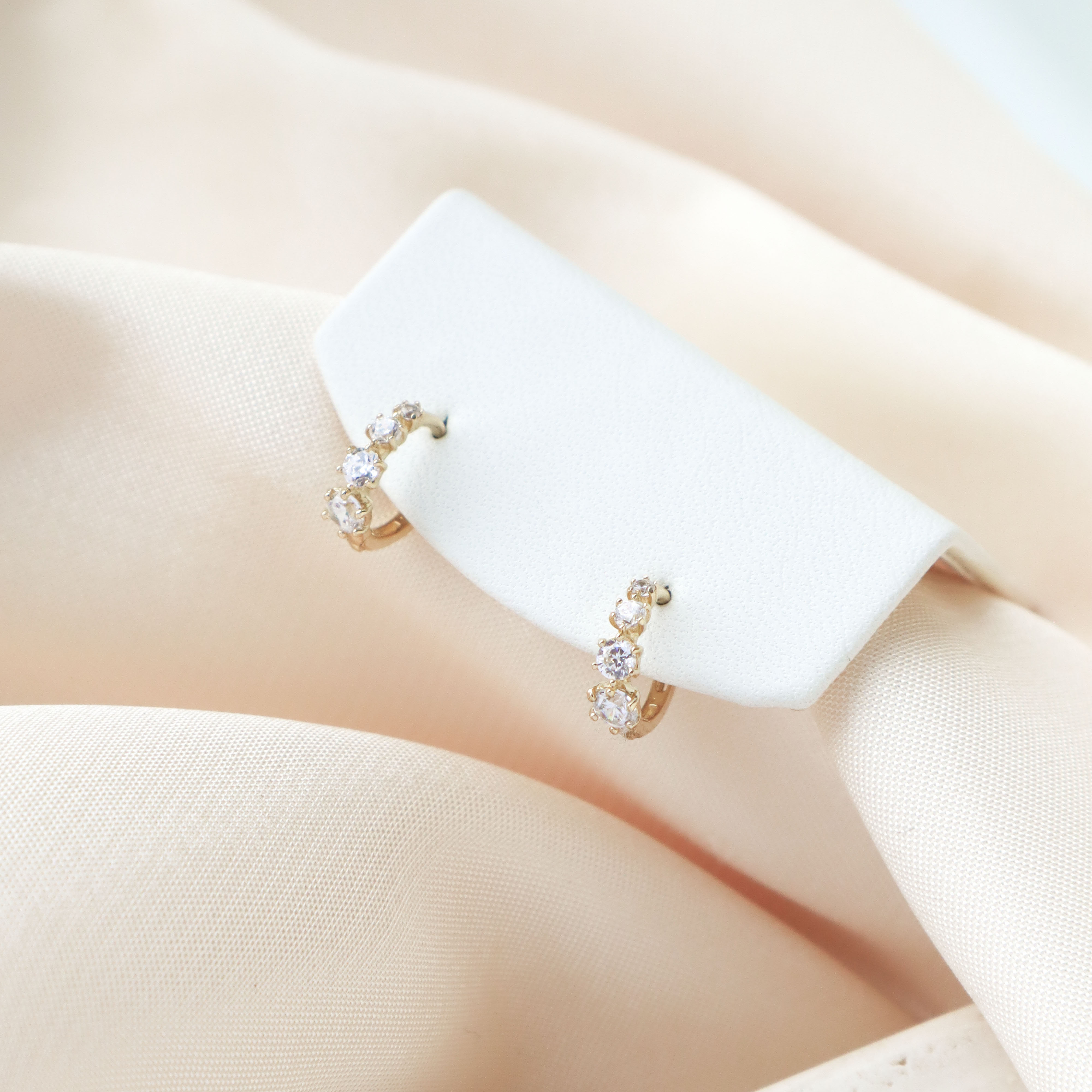 10K/漸耀星辰圈式耳環