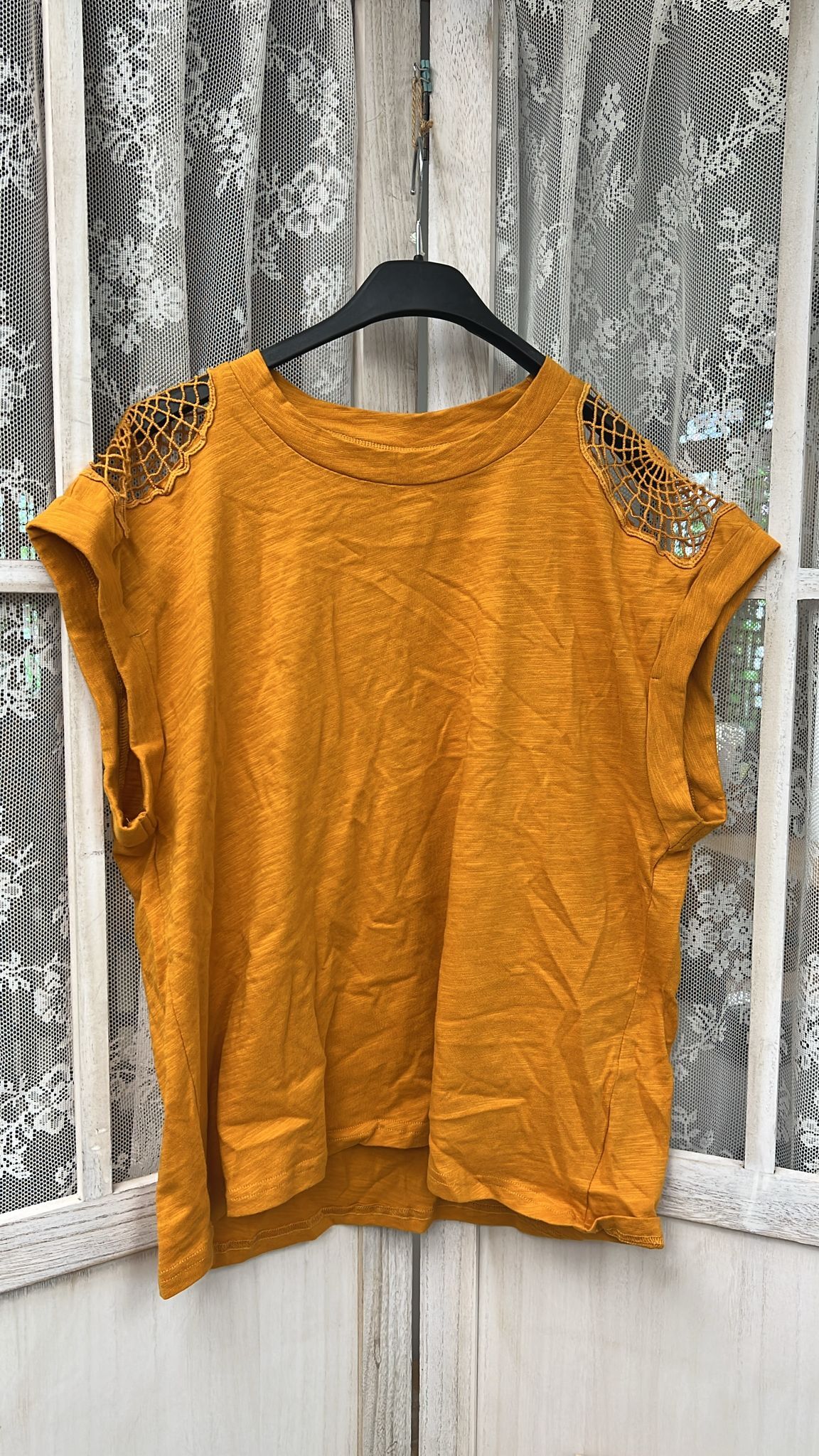 0211CT22-衣物CT-女裝背心 橙色 (A22A), 白色(A22B)