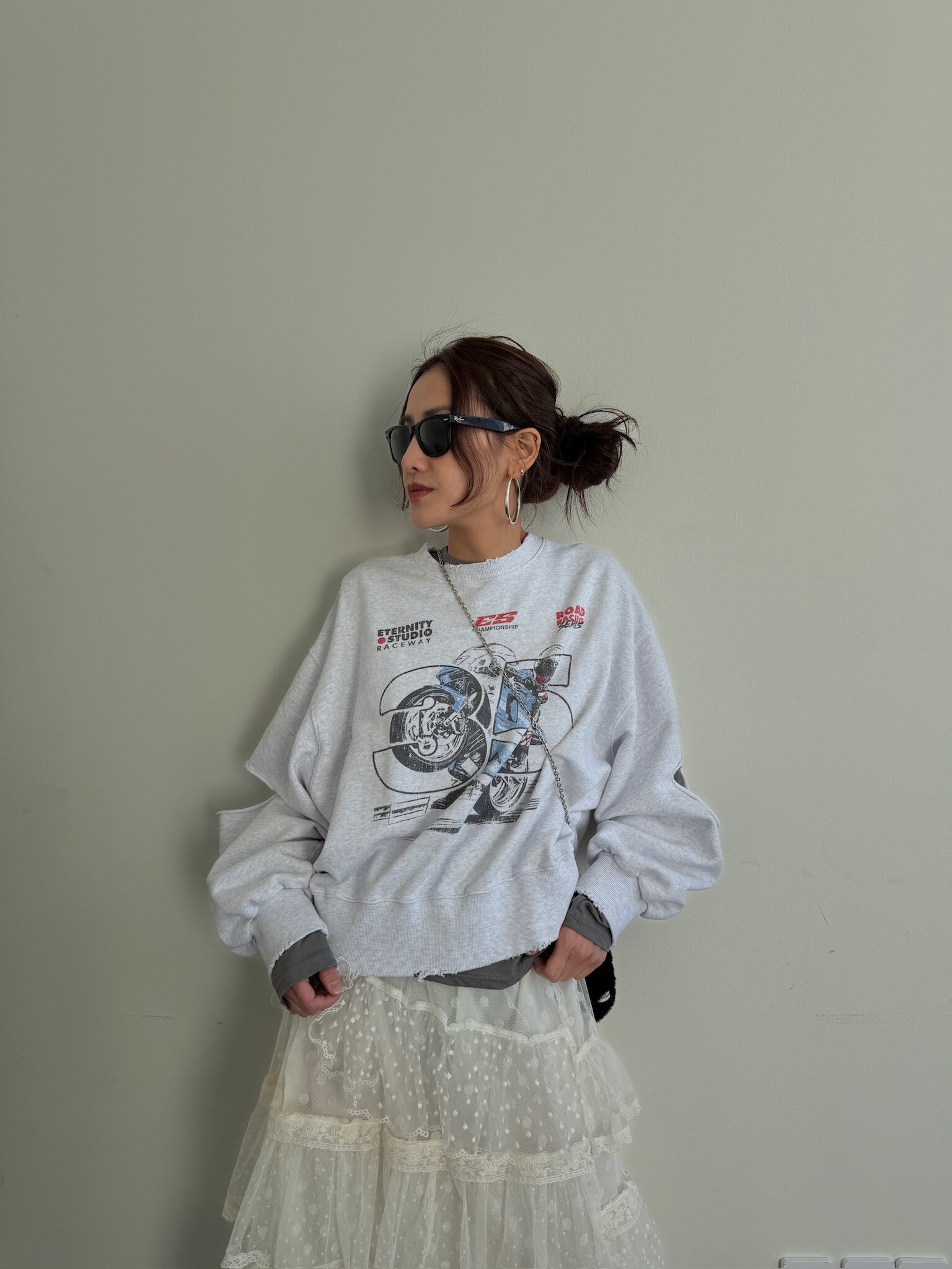 Cut out cropped sweatshirt