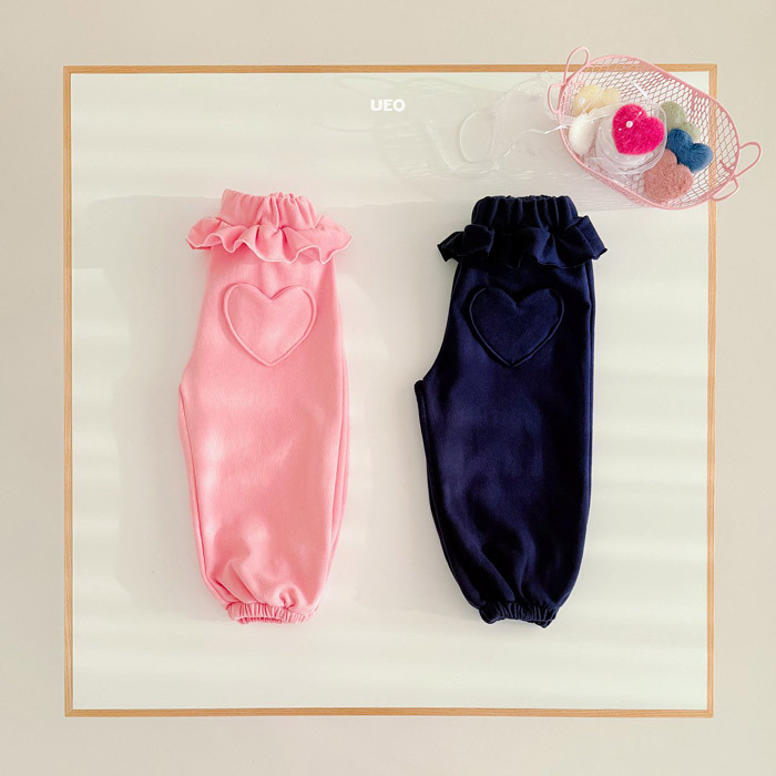 正韓春ueo 兩色愛心補丁花邊褲