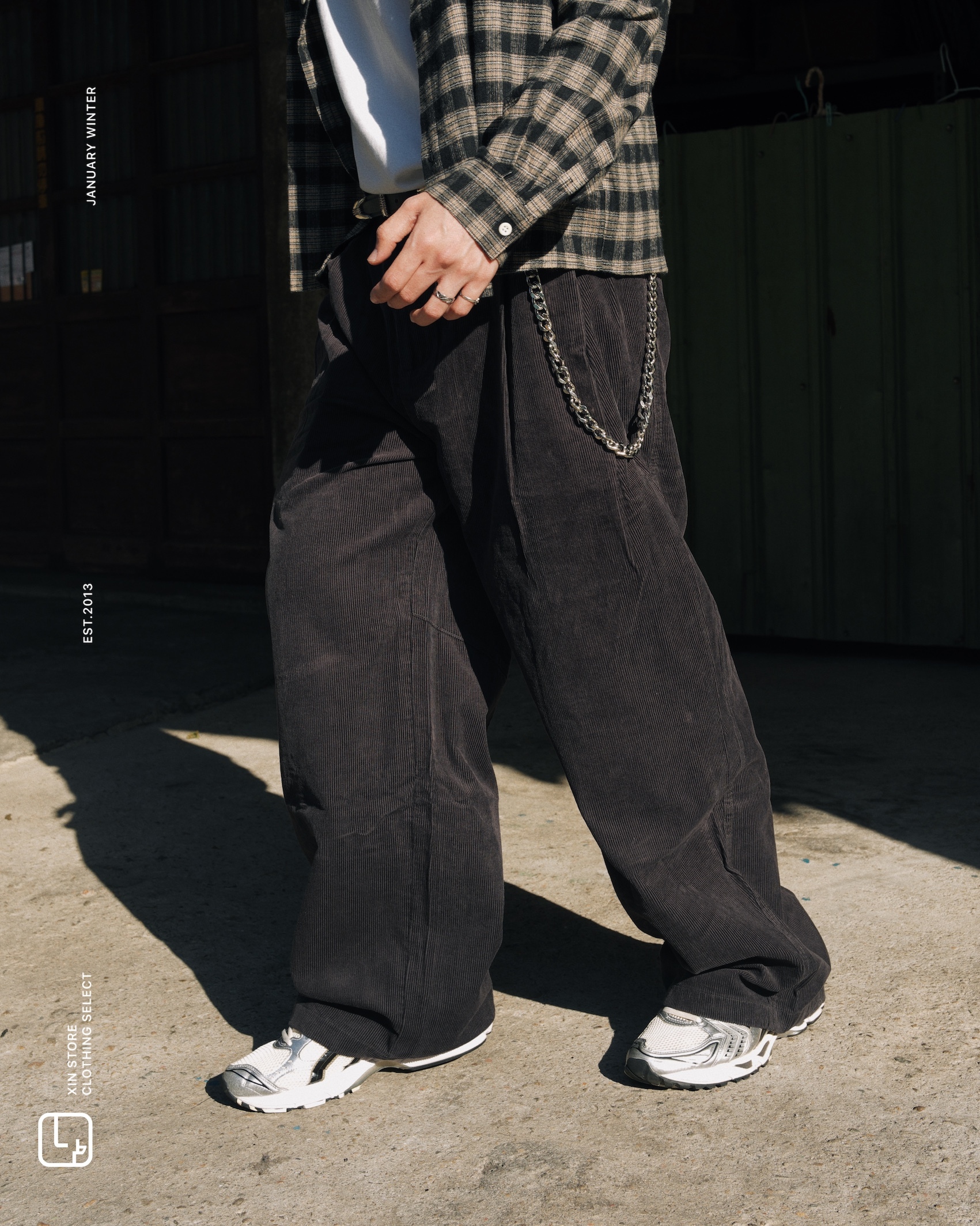 XIN SELECT 燈芯絨 復古 直筒 長褲 炭灰色