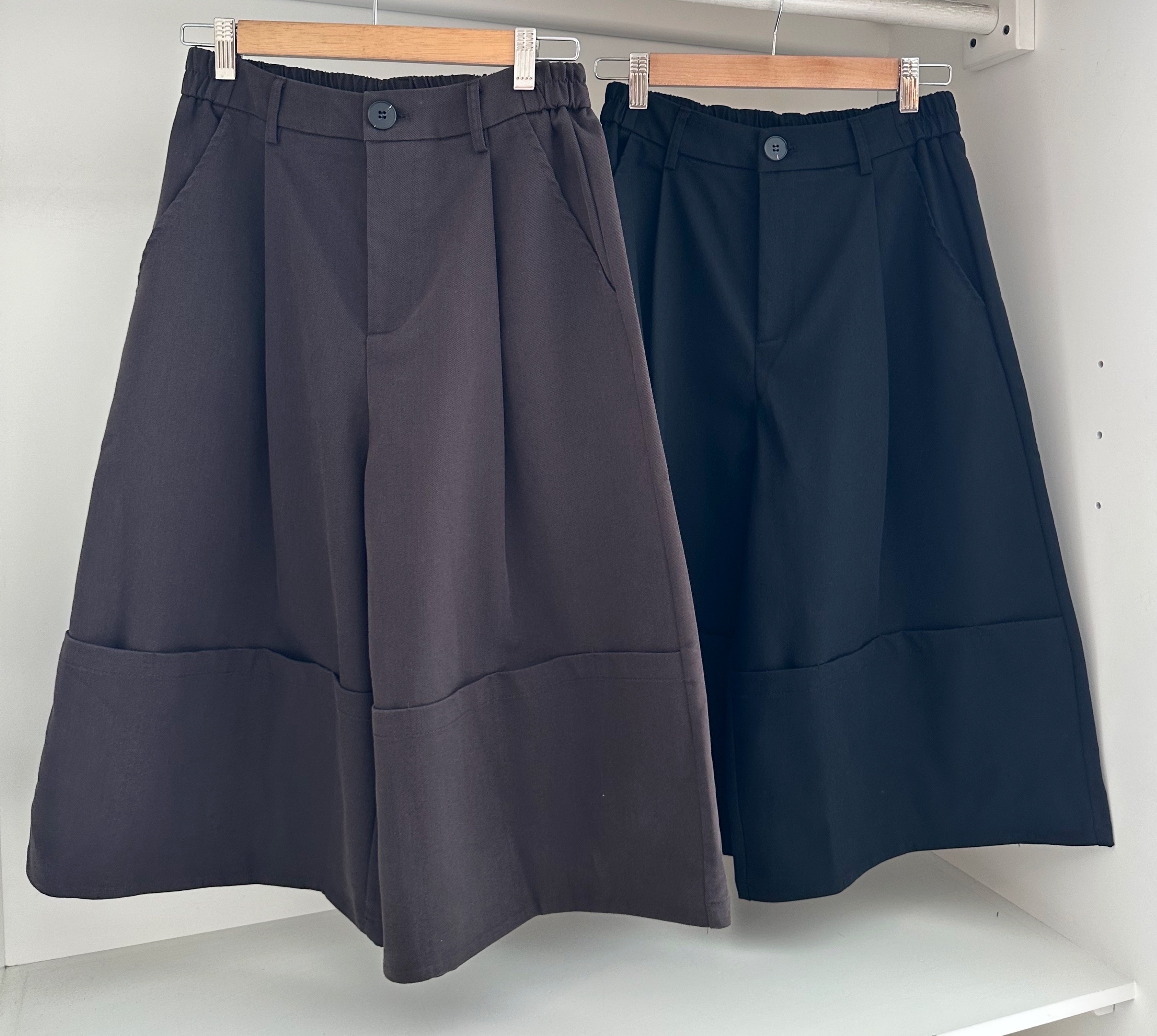 DENIM WIDE LEG 3 QTR PANT