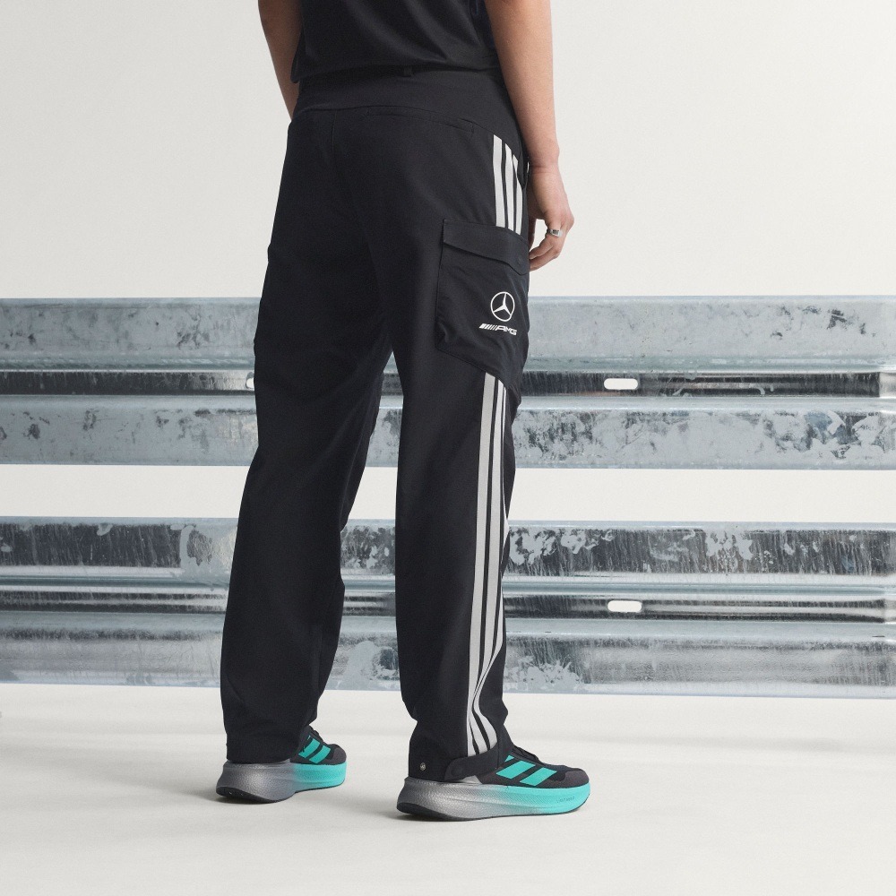 男款 ADIDAS X MERCEDES - AMG PETRONAS F1 黑色 F1 賓士 賽車 聯名款 寬鬆 工裝 長褲【KE5478】ADF1