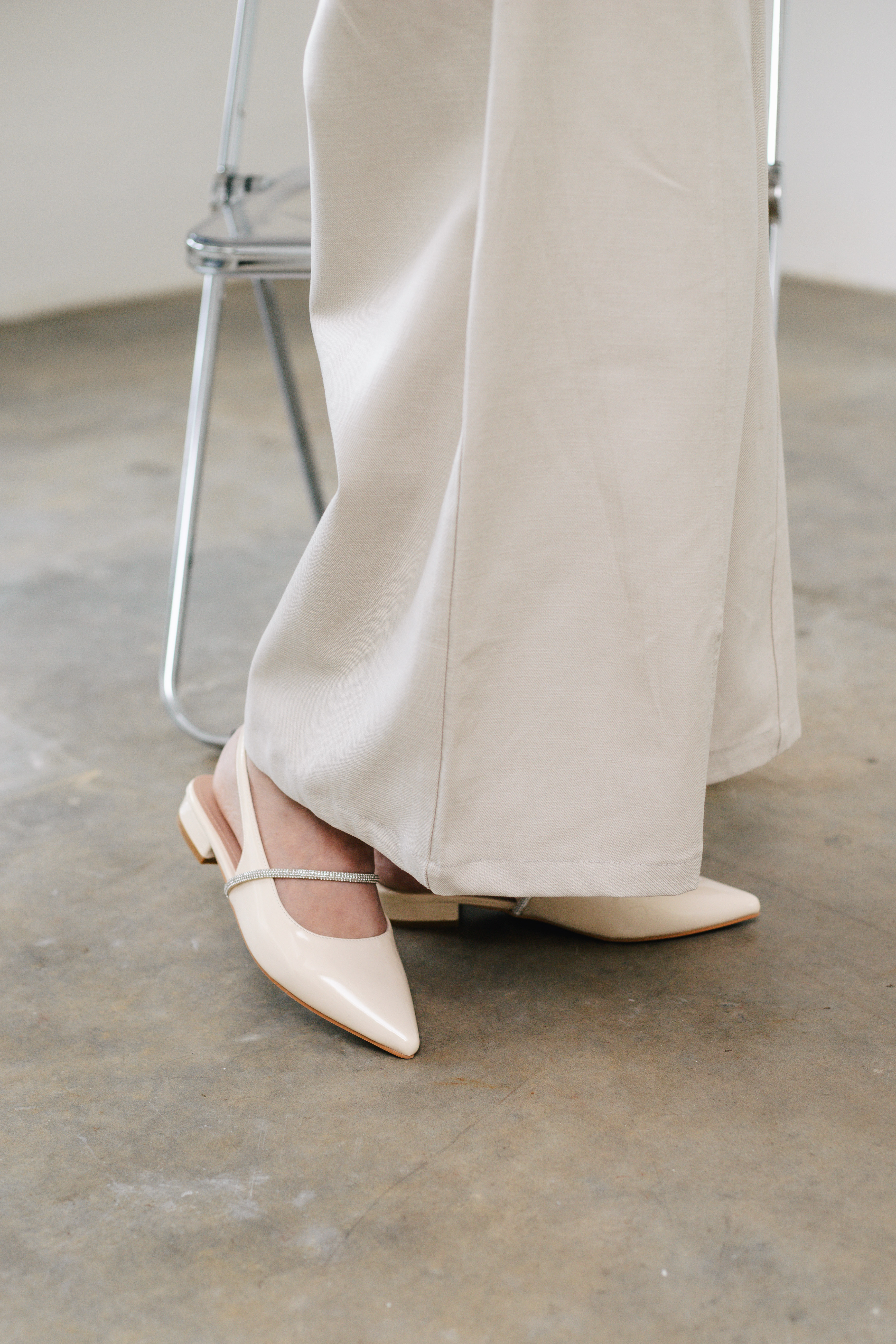 Steffy Crystal Embellishment Mules Beige-SH093BEI