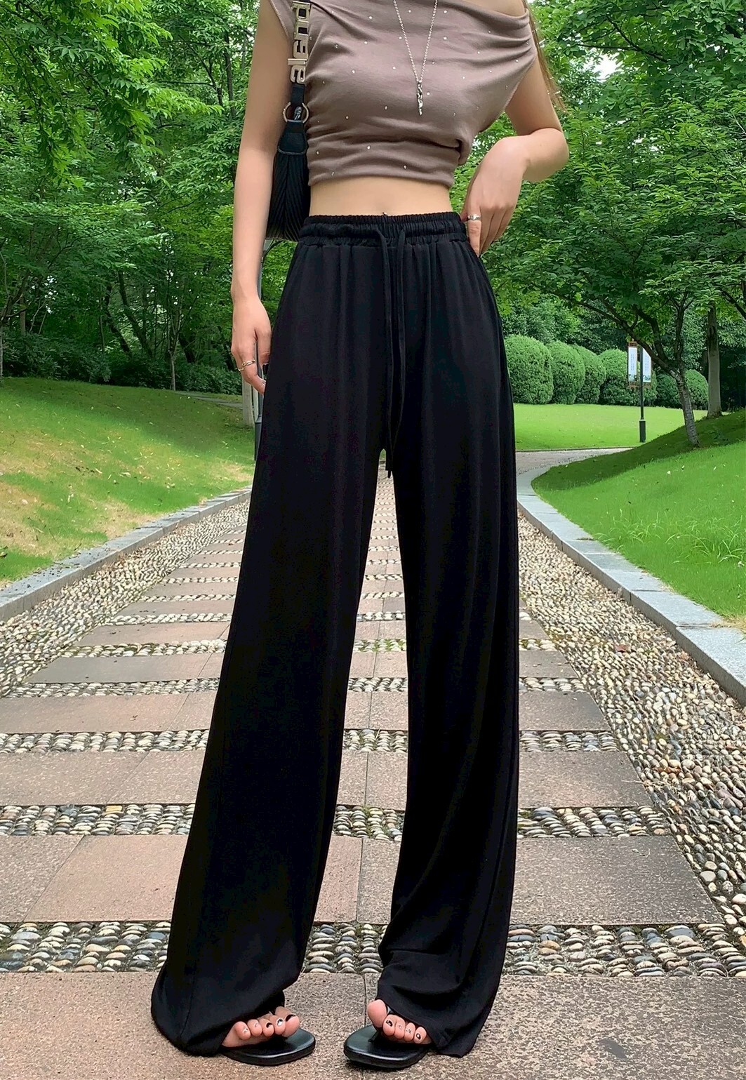 極度親膚冰肌垂感寬褲