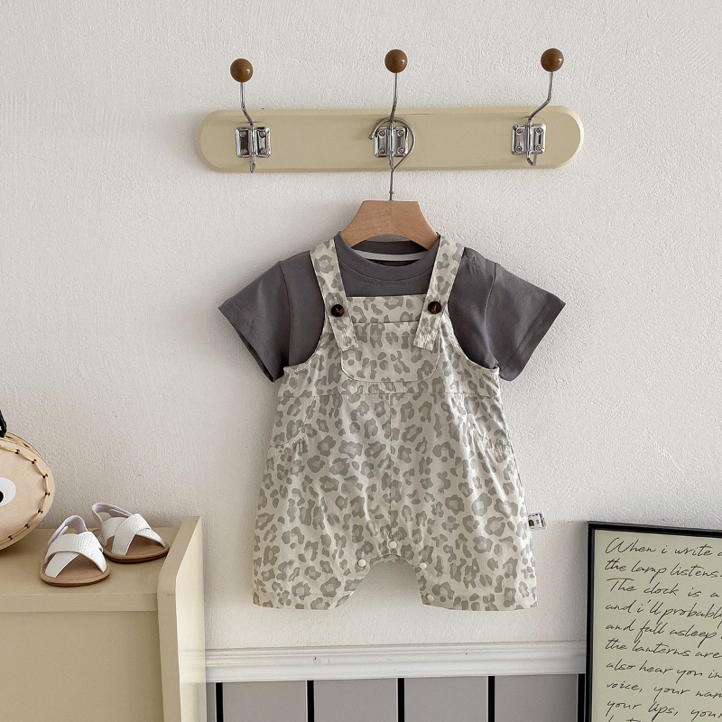 短袖T恤豹紋吊帶褲套裝(66-90)