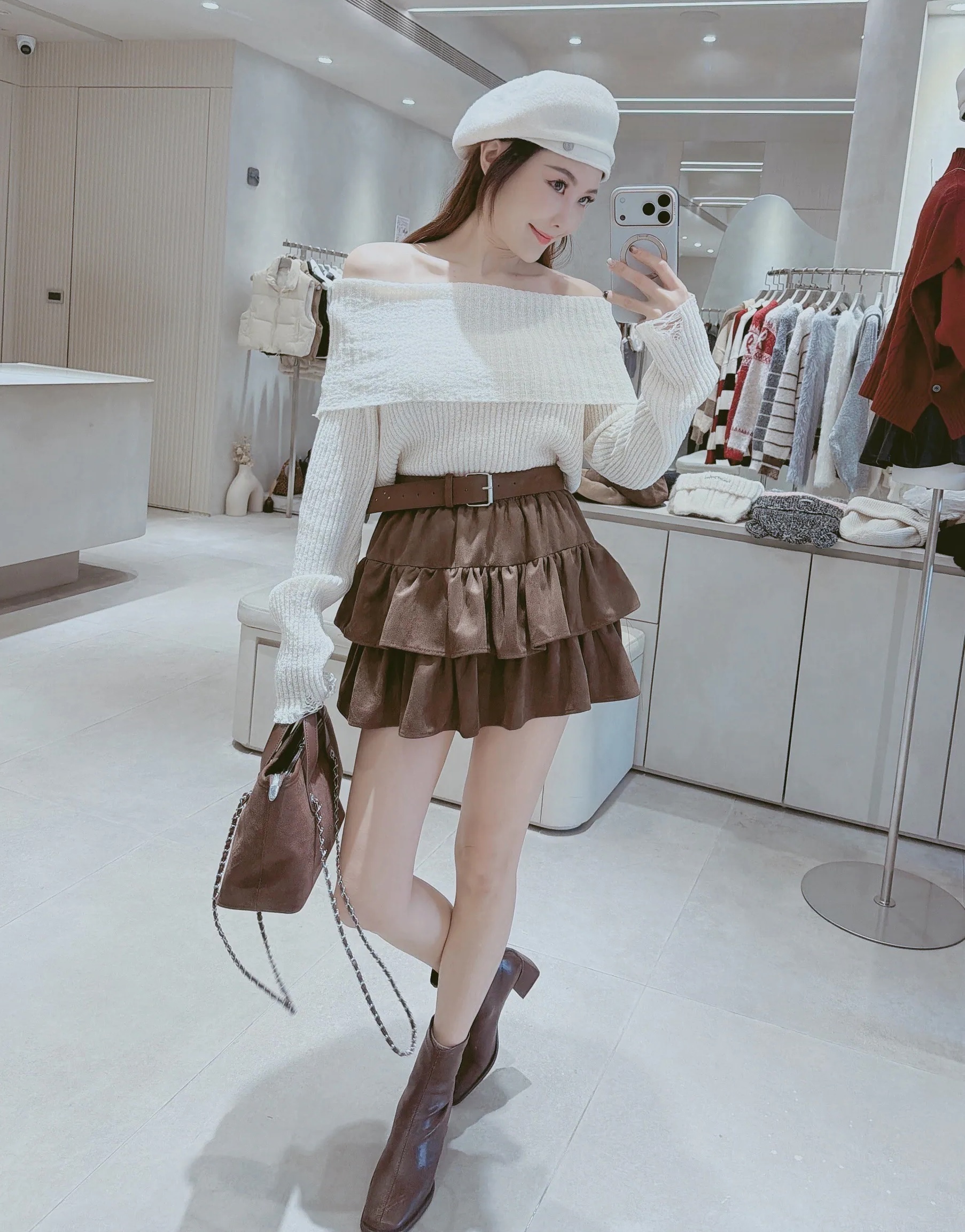 皮帶翻領一字抓破針織衣+蛋糕褲裙
